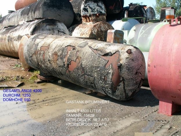 Unterirdischer Gas-/Drucktank aus Stahl -gebraucht (1)