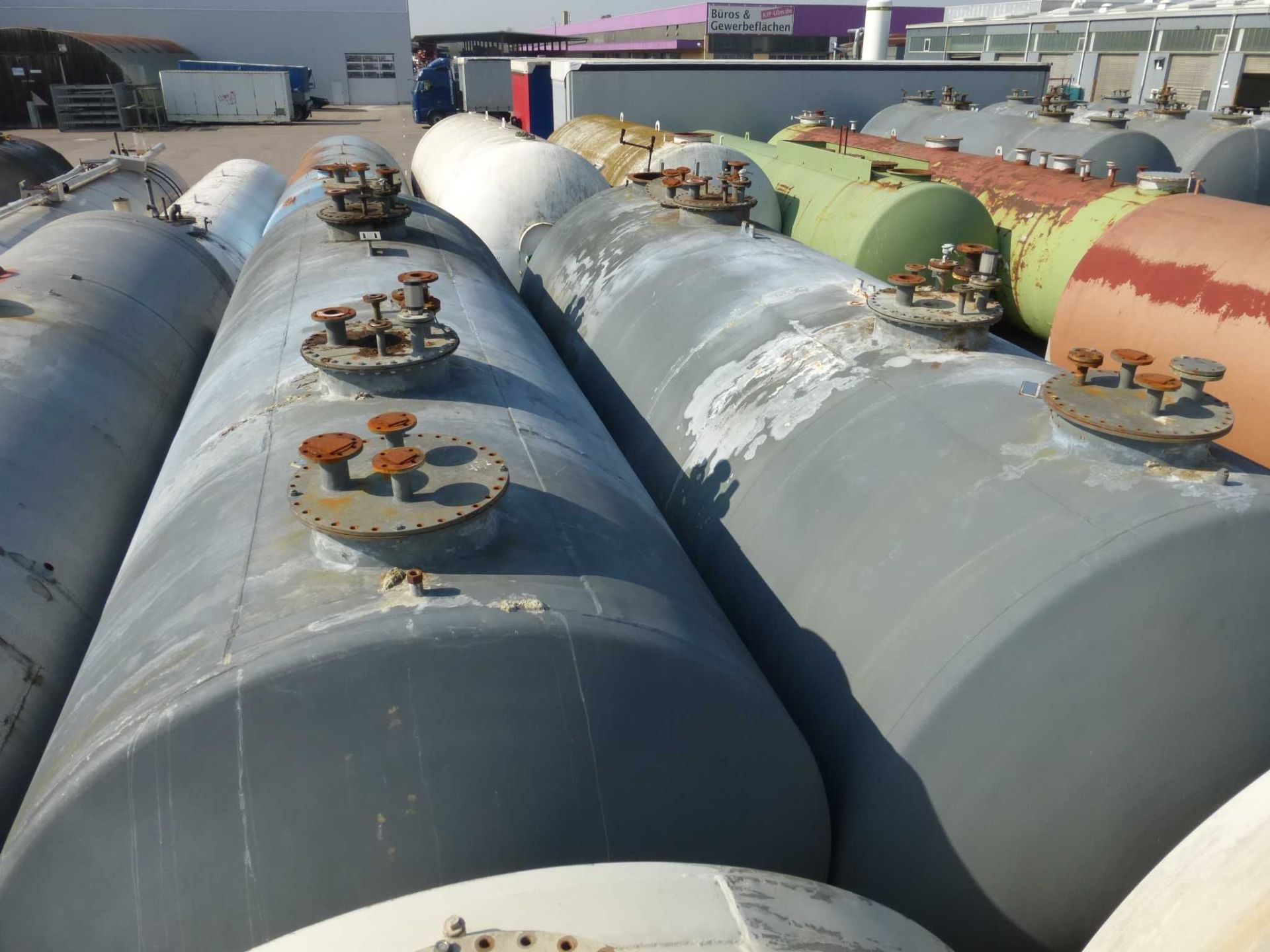 Lagerbehälter aus Stahl nach DIN 6616/2, gekammert (3)