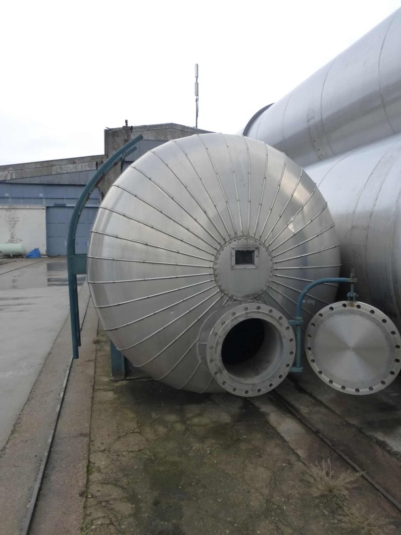 Druckbehälter aus Edelstahl (V2A), isoliert (2)