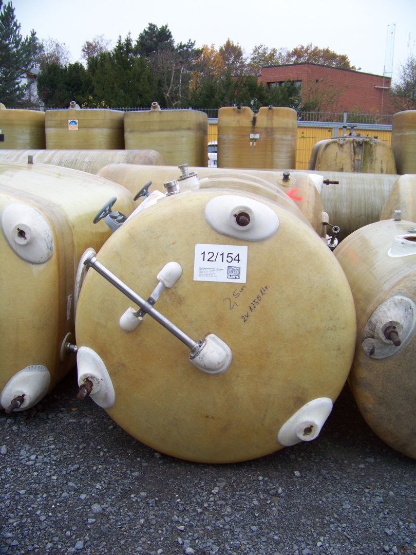 Lagerbehälter aus GFK, zweikammrig (2)