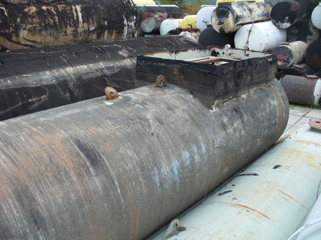 Druckbehälter aus Stahl, bitumenisoliert (2)