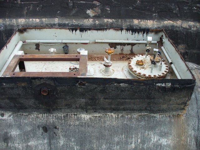 Druckbehälter aus Stahl, bitumenisoliert (3)