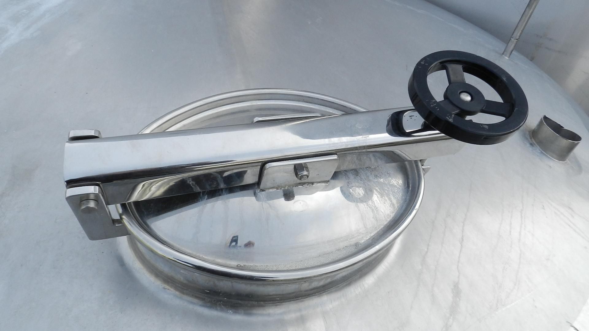 Lagerbehälter aus Edelstahl (V2A), isoliert (4)