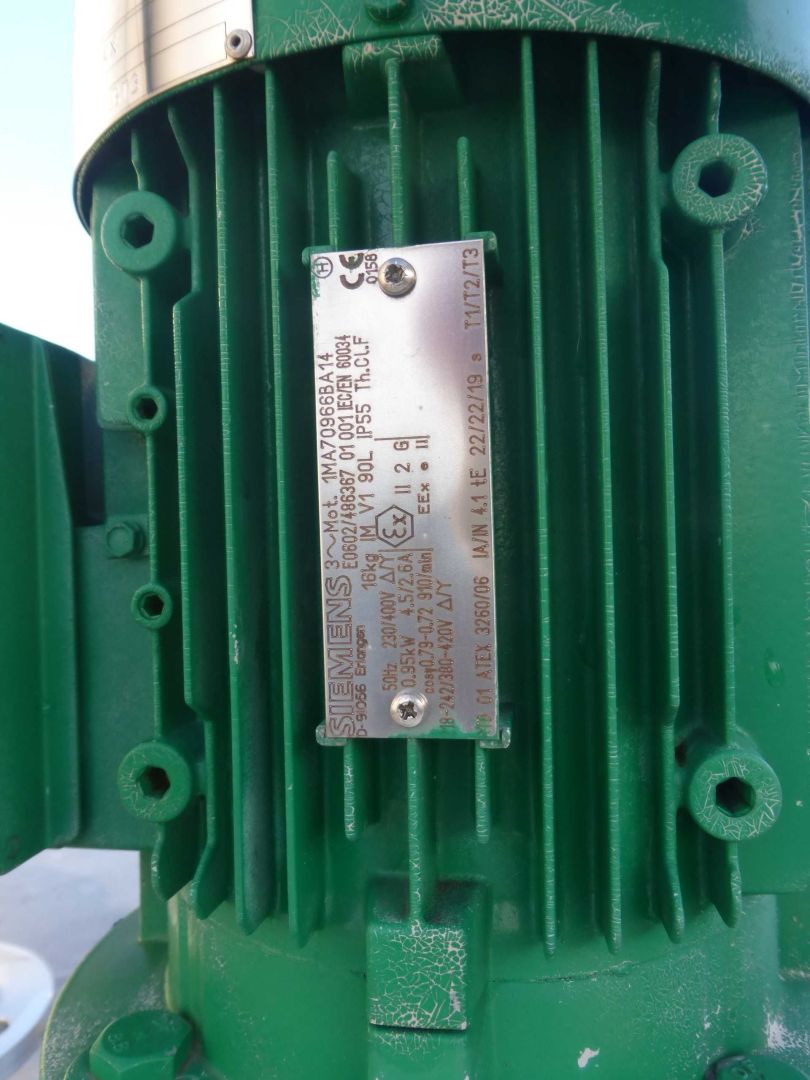 Rührwerksbehälter aus Edelstahl (V2A), isoliert (4)