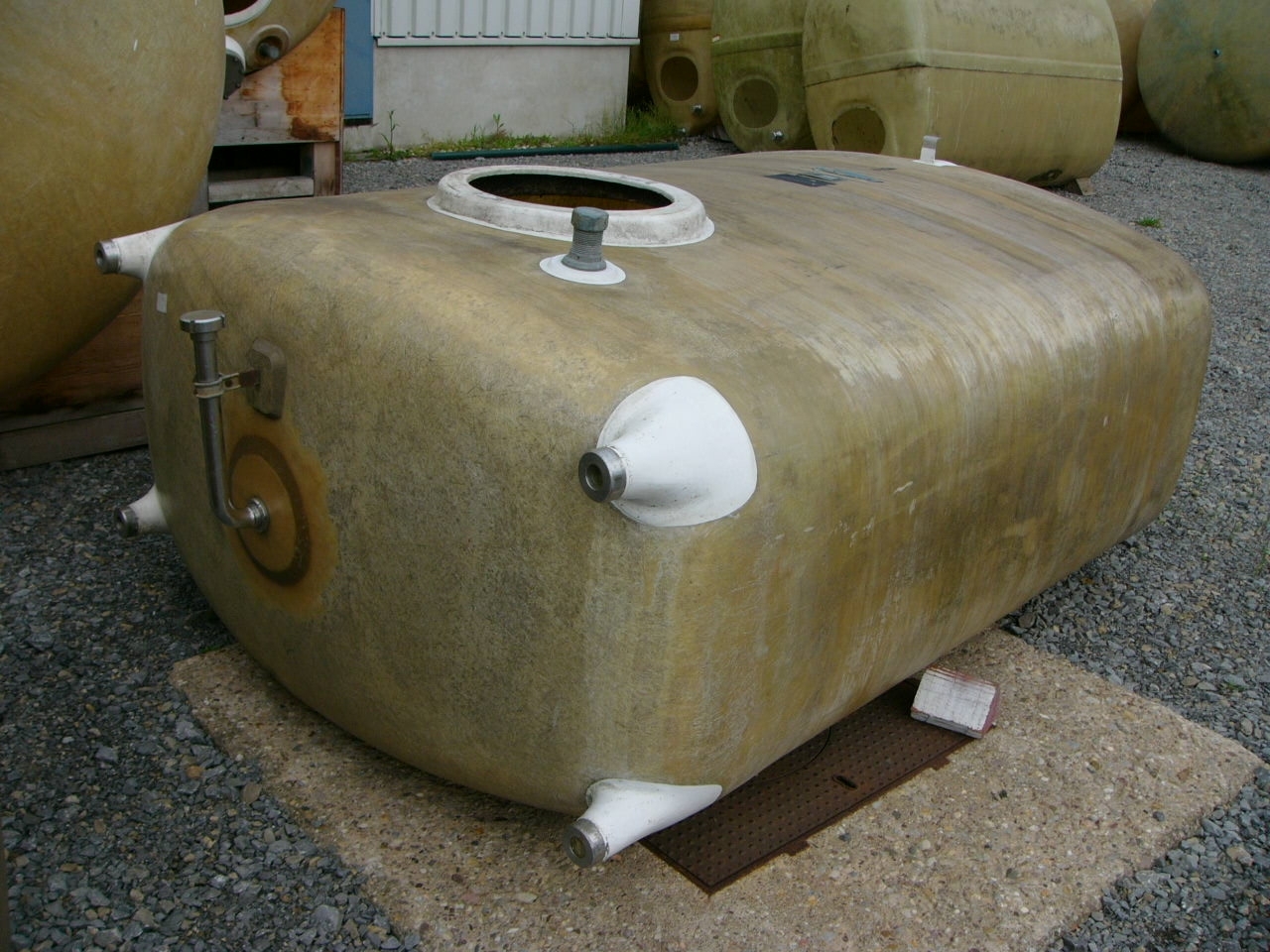  (1)