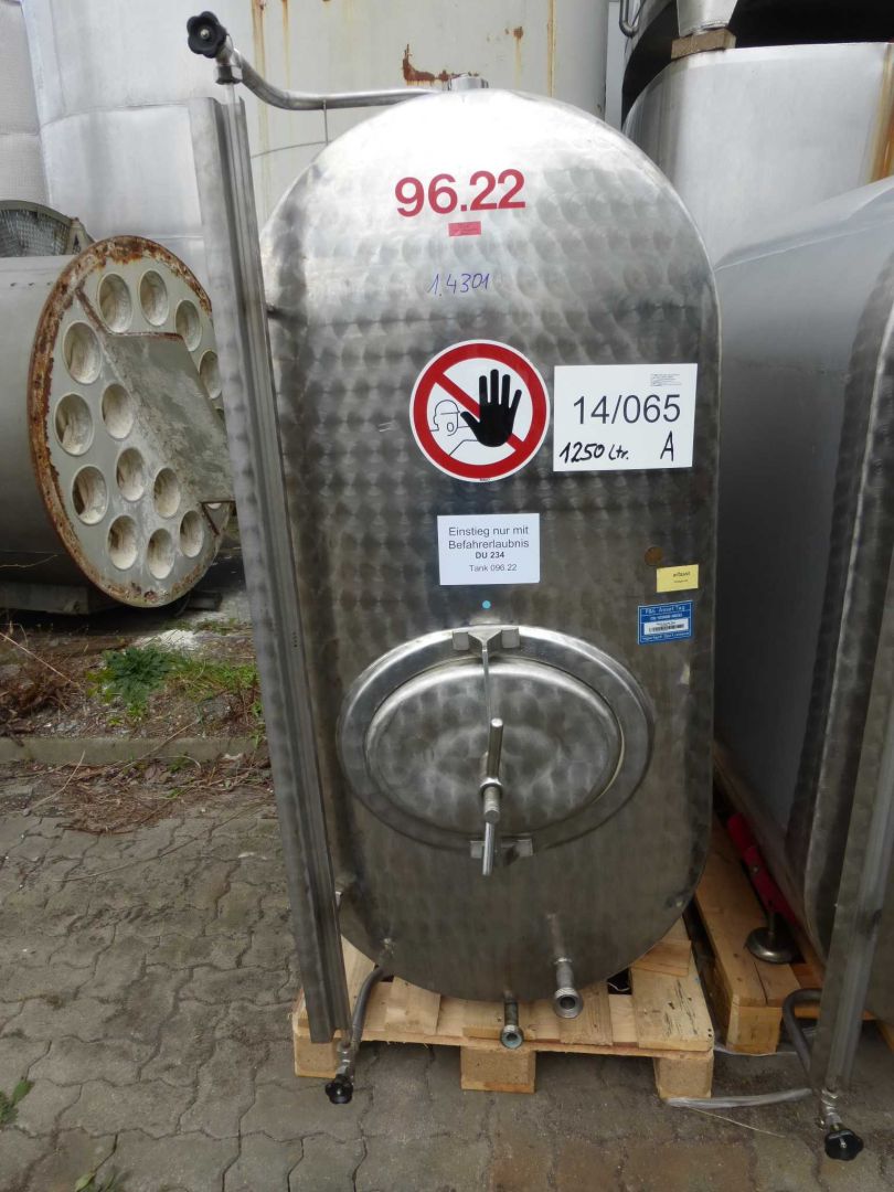 Lagerbeh&auml;lter aus Edelstahl (V2A), auf Lageschalen (1)