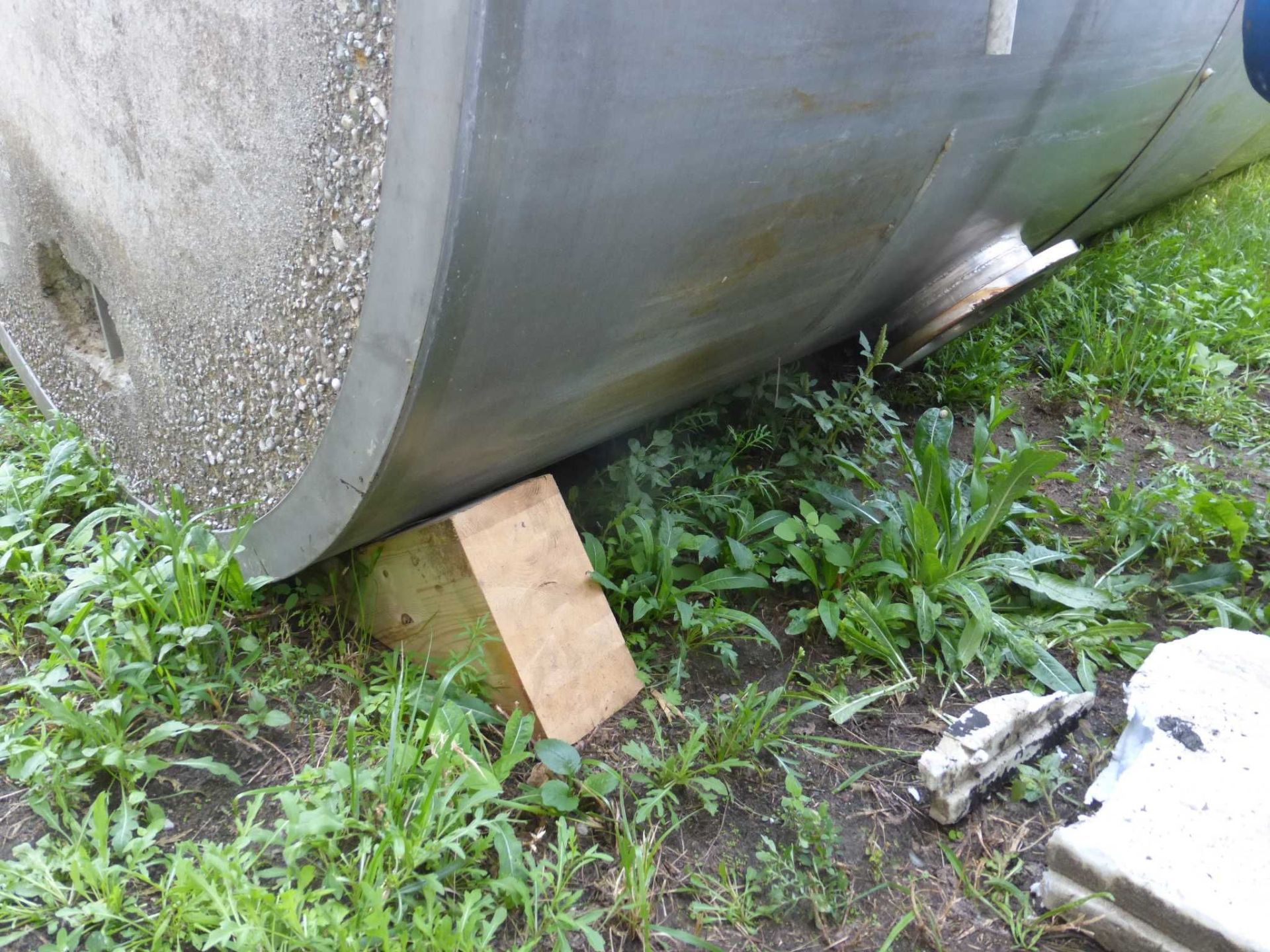 Rührwerksbehälter aus Edelstahl (V4A), isoliert (2)