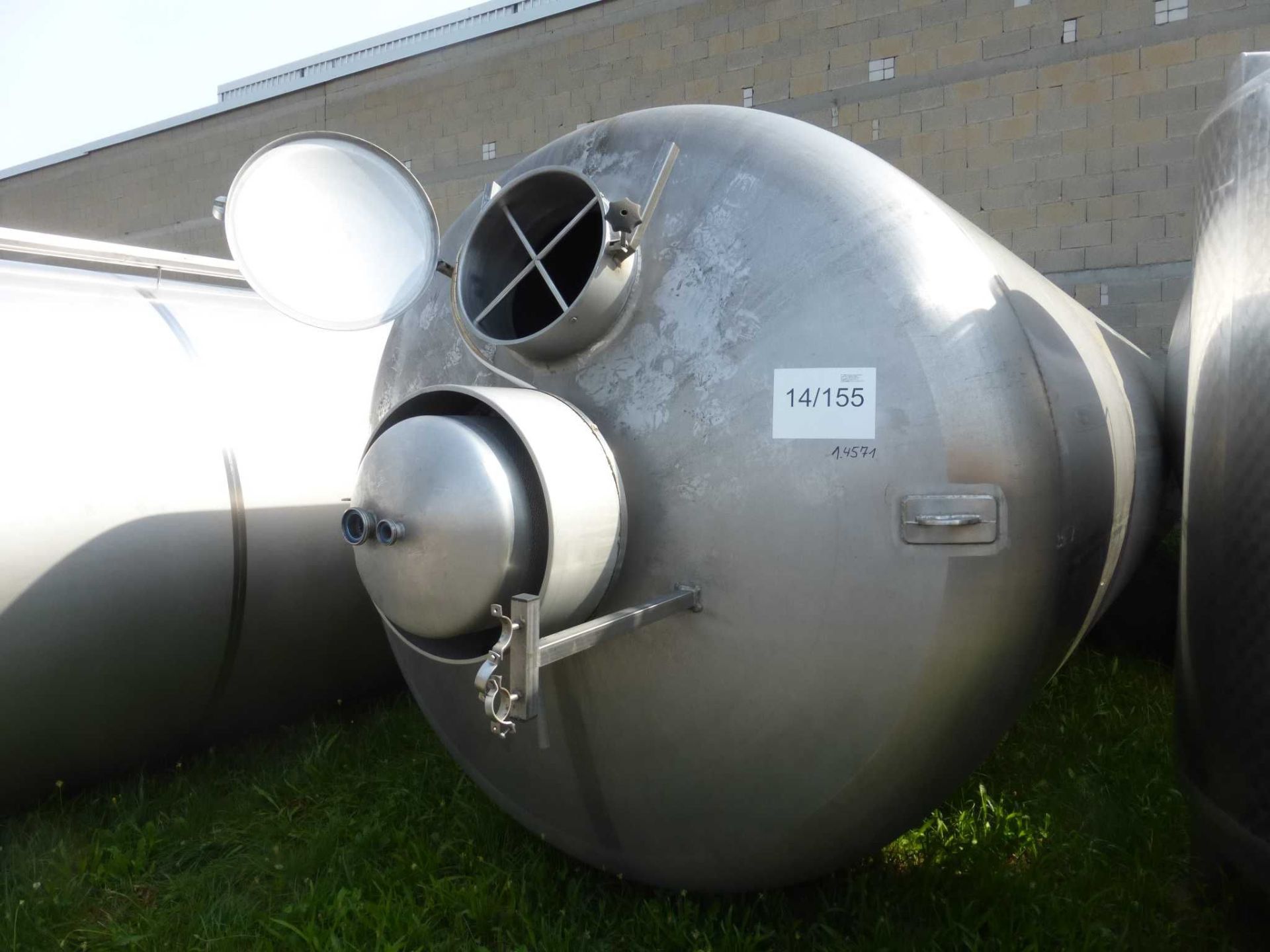 Rührwerksbehälter aus Edelstahl (V4A), isoliert (3)