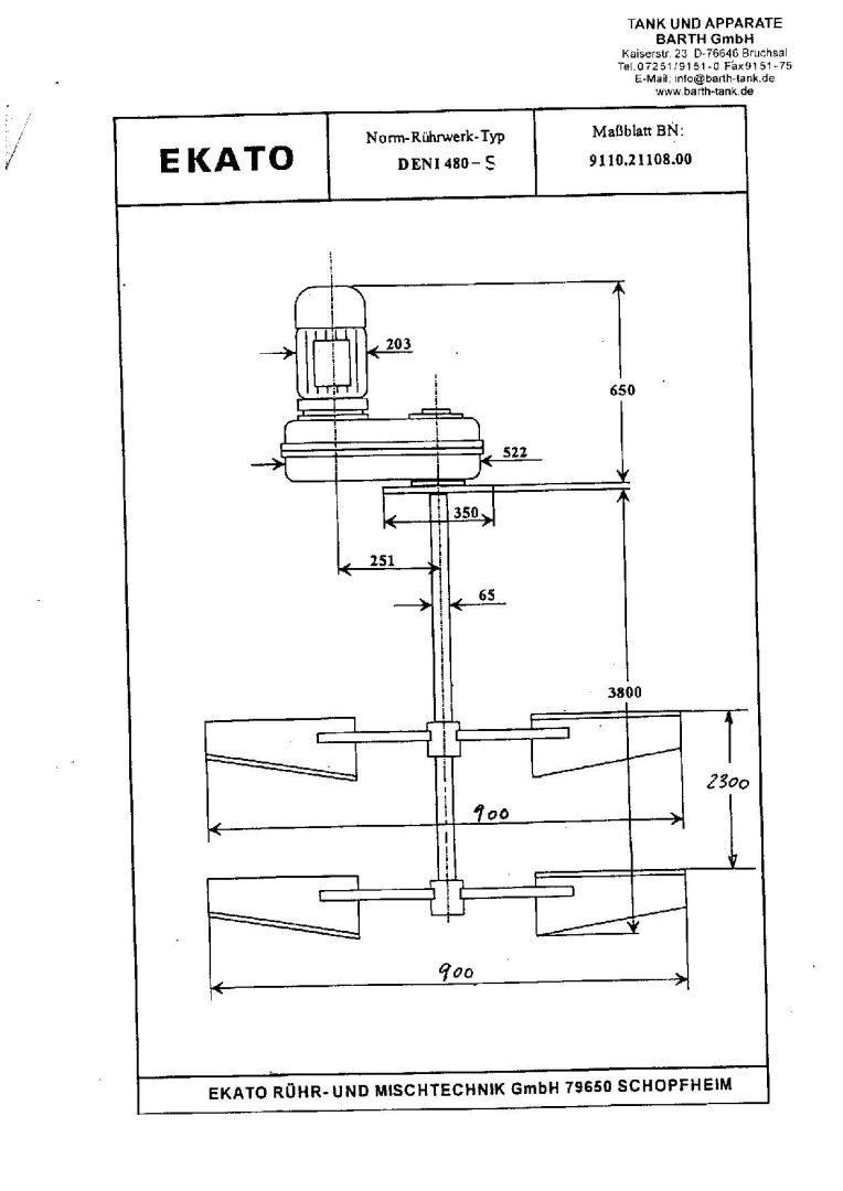 Rührwerksbehälter aus Edelstahl, isoliert (3)