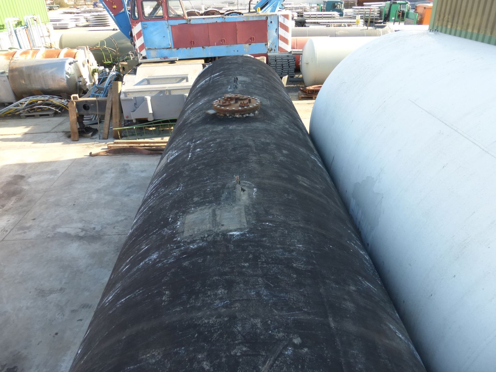 Gasbehälter aus Stahl, Druckbehälter mit Papieren (2)