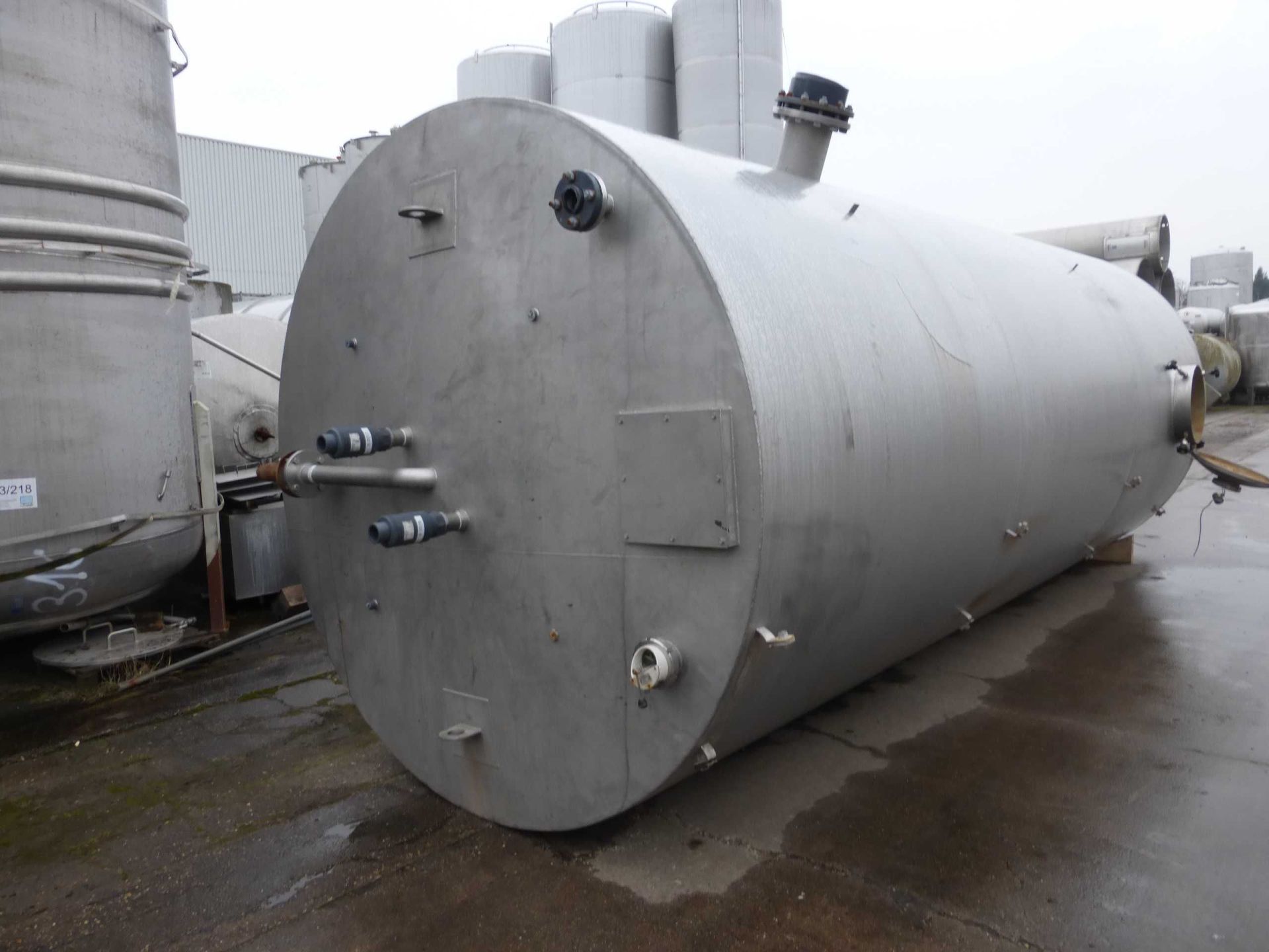 Lagerbehälter aus Edelstahl (V4A), stehend (2)