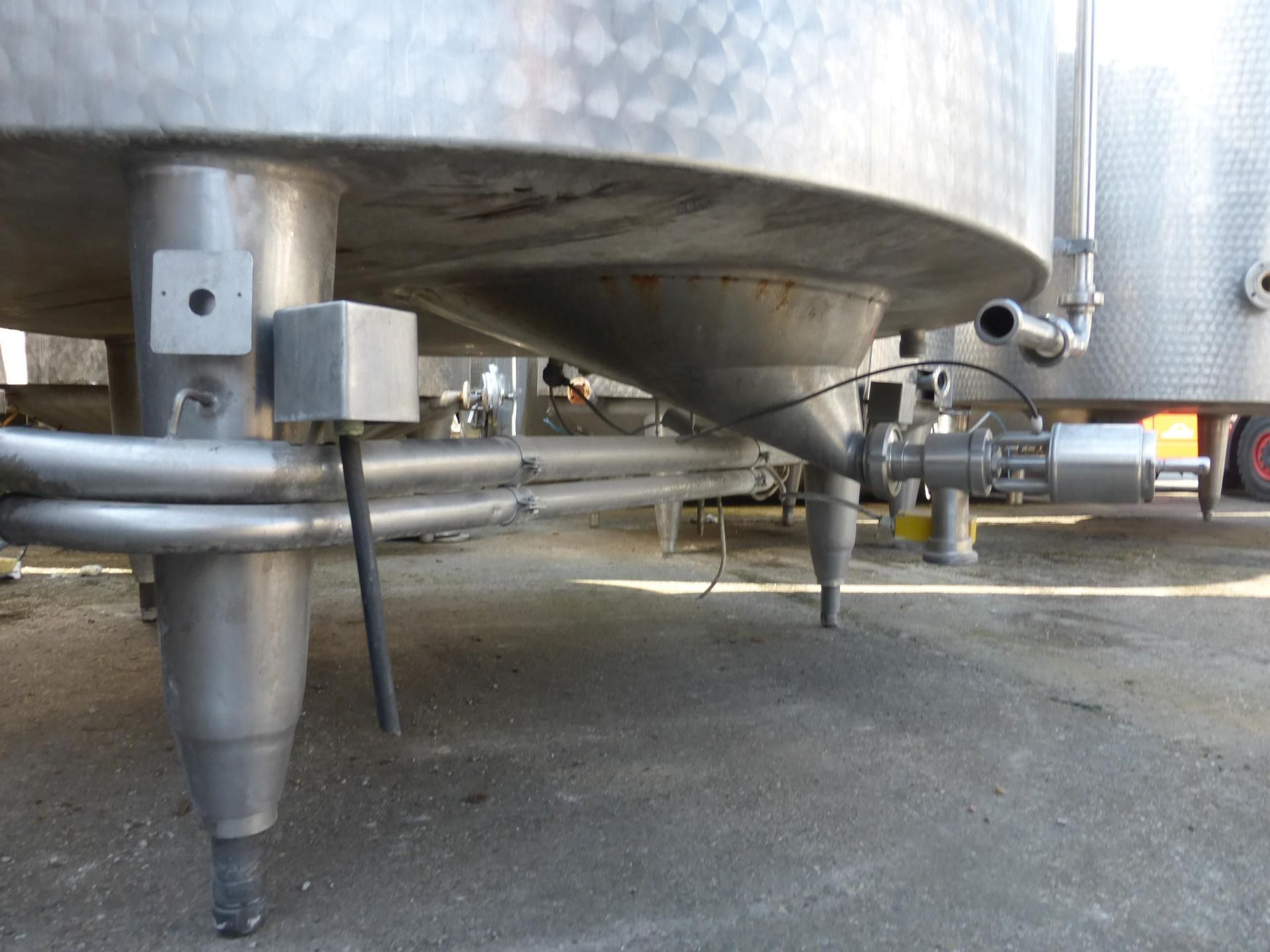 Rührwerkbehälter (V2A), heiz-/kühlbar, isoliert (3)