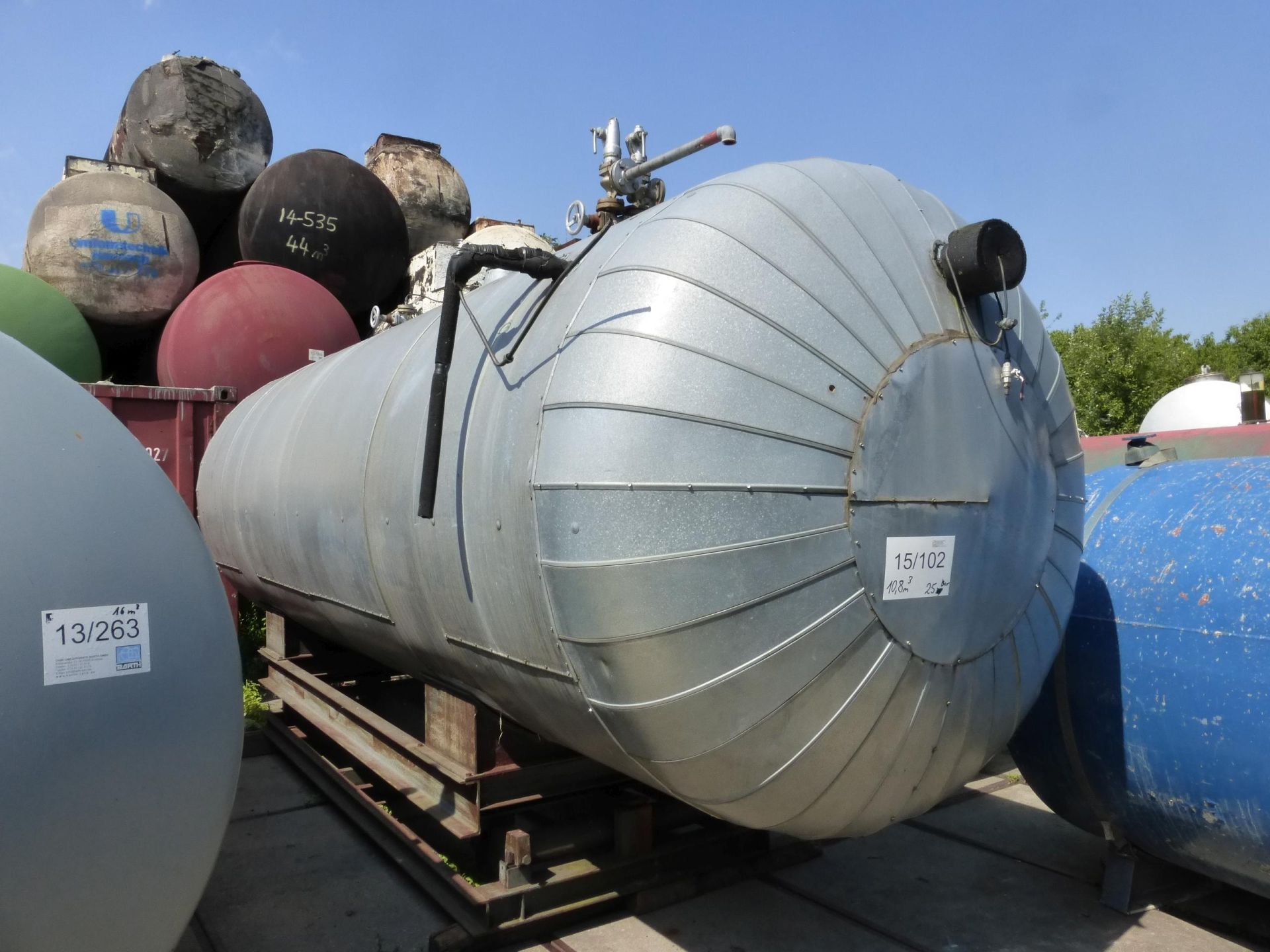 Druckbeh&auml;lter aus Stahl, CO2-Tank, isoliert (1)