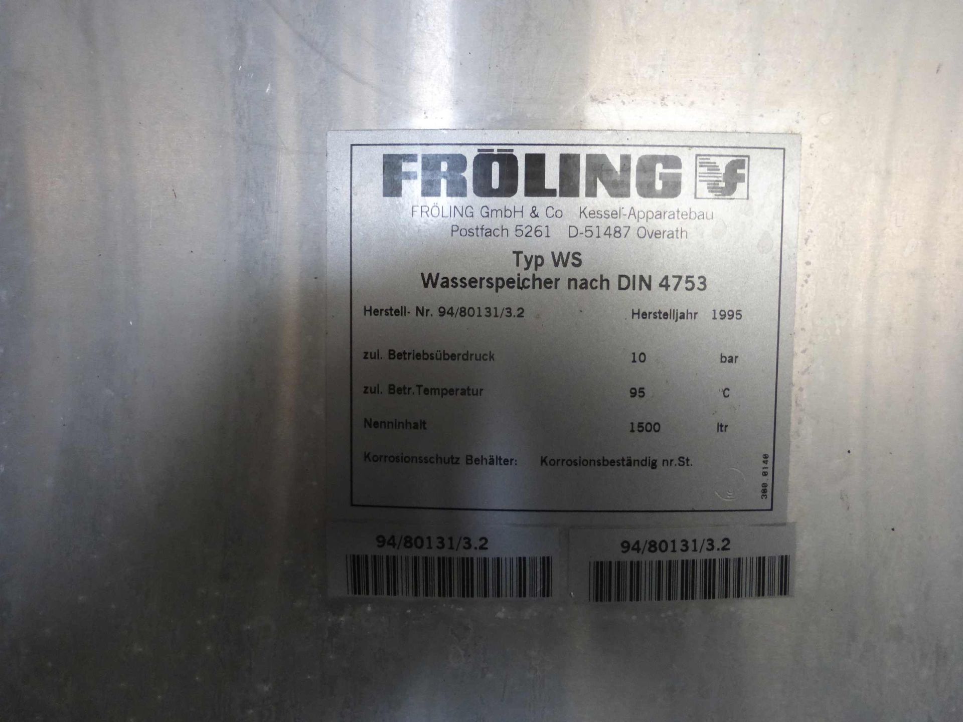 Druckbehälter aus Edelstahl (V4A), isoliert (2)