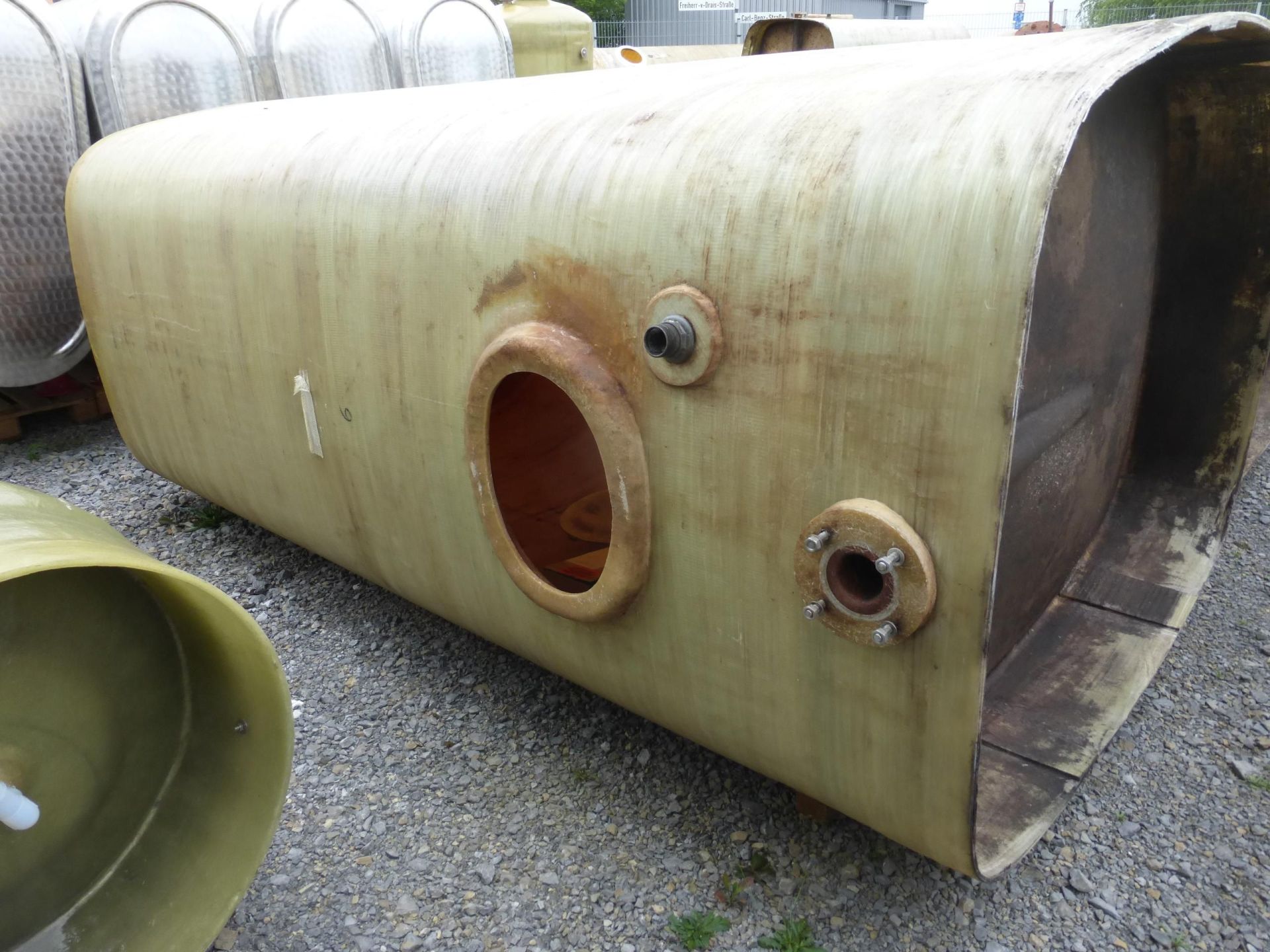 Lagerbehälter aus GFK, (Weinlagerbehälter) kubisch (3)