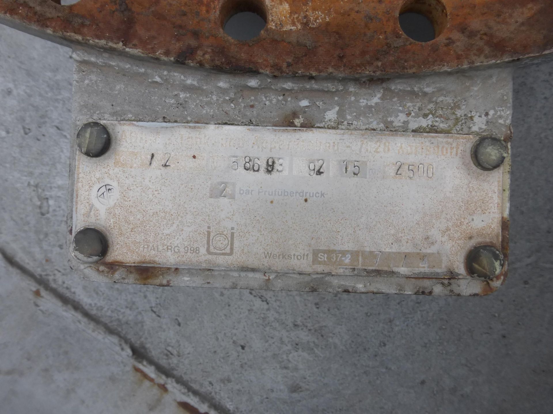 Lagerbehälter aus Stahl, nach DIN 6616/2 (2)