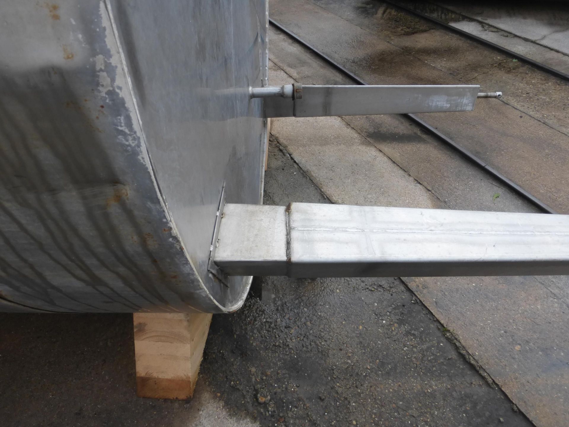 Rührwerkbehälter aus Edelstahl, heiz-/kühlbar (2)