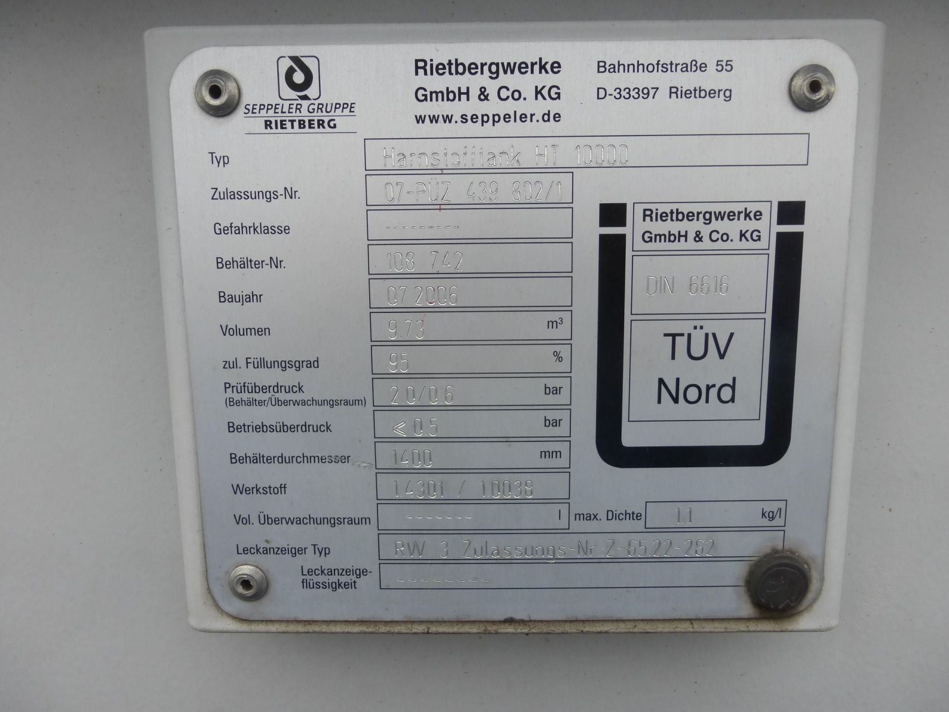 AdBlue-Lagertank, Innenmantel VA, Außenmante Stahl (4)