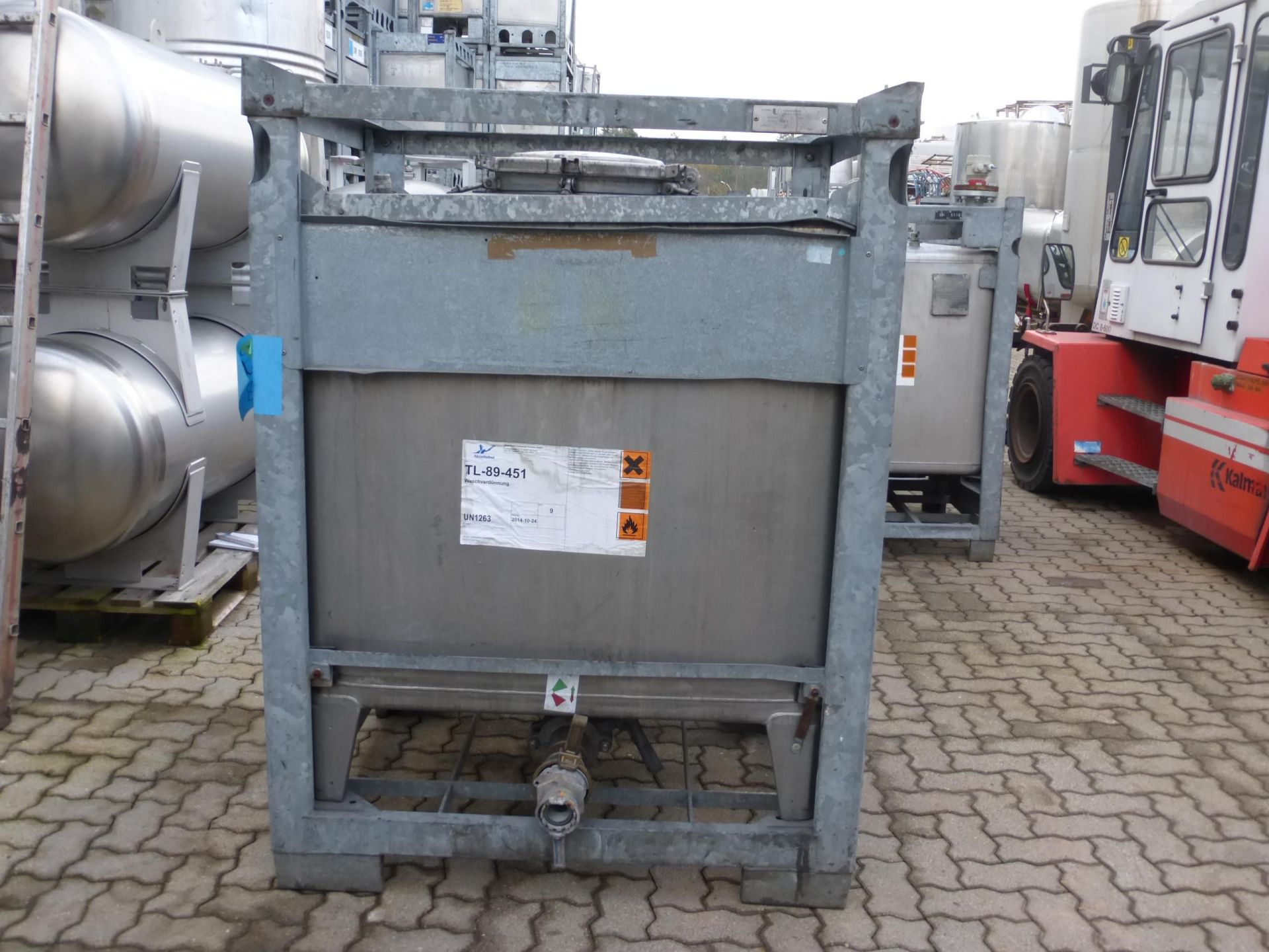 Transportbehälter aus Edelstahl (V2A), kubisch (2)