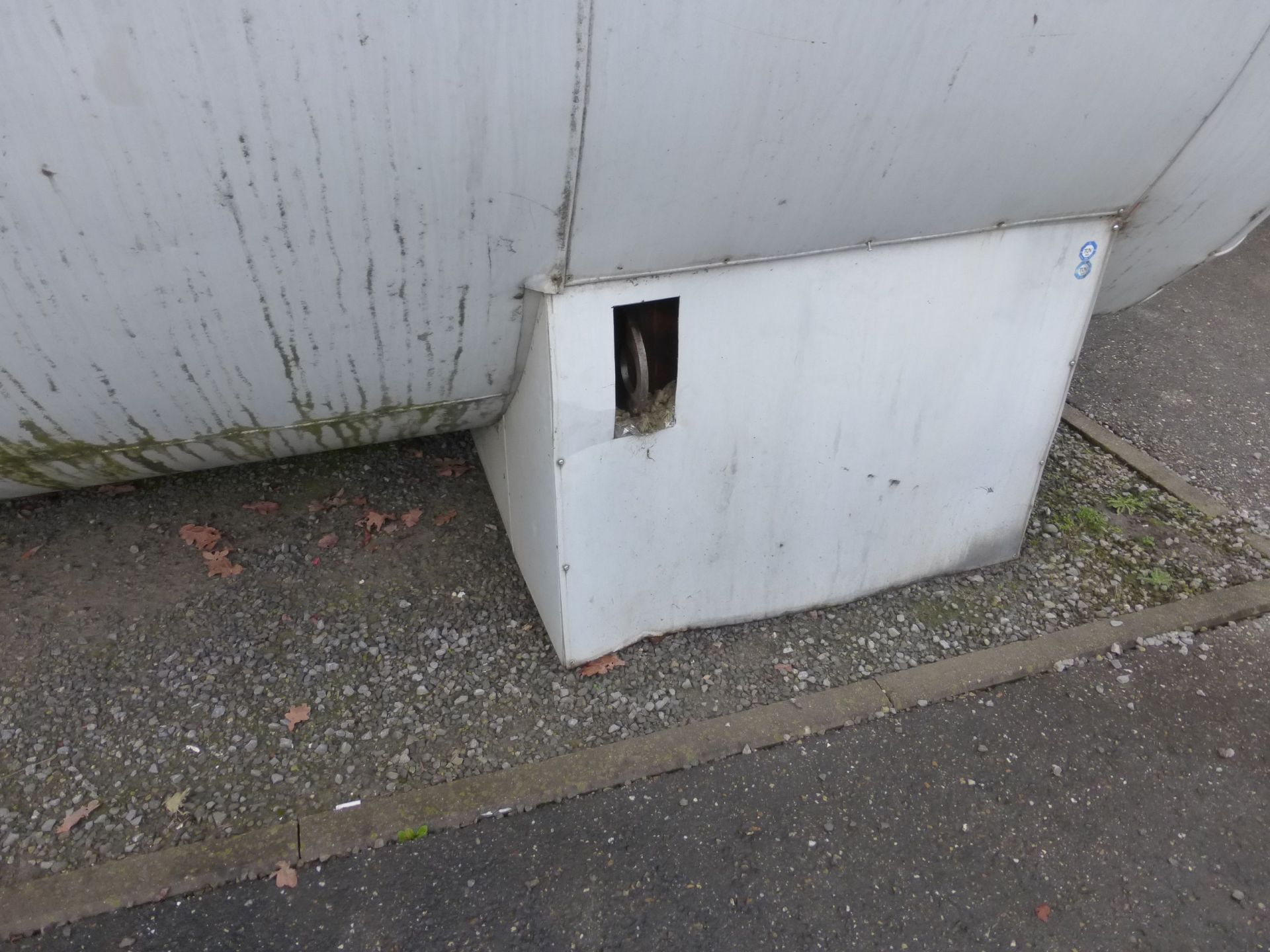 Lagerbehälter aus Stahl, nach DIN 6616/2, isoliert (3)