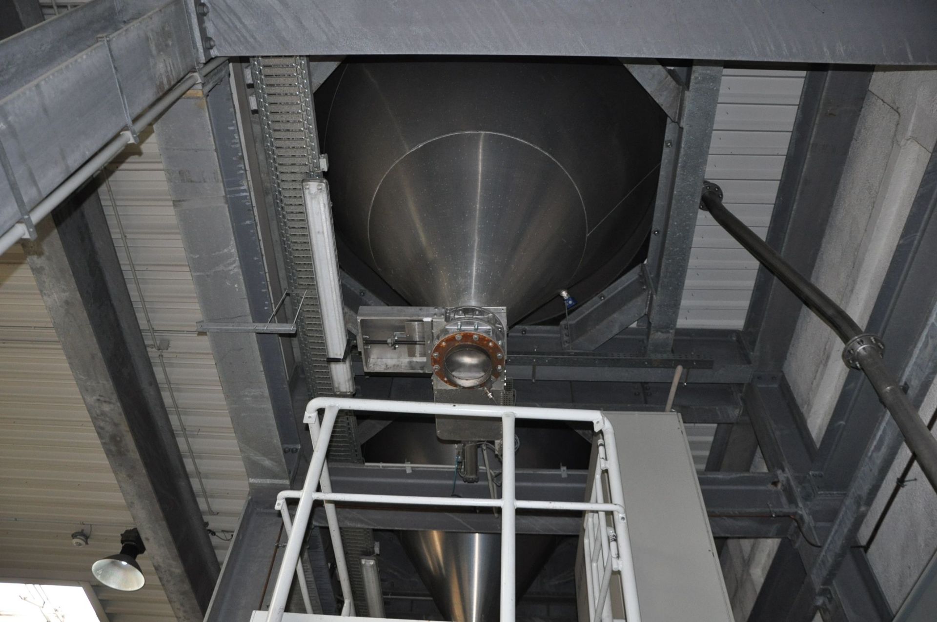 Lagersilo aus Aluminium (Verladesilo) (2)