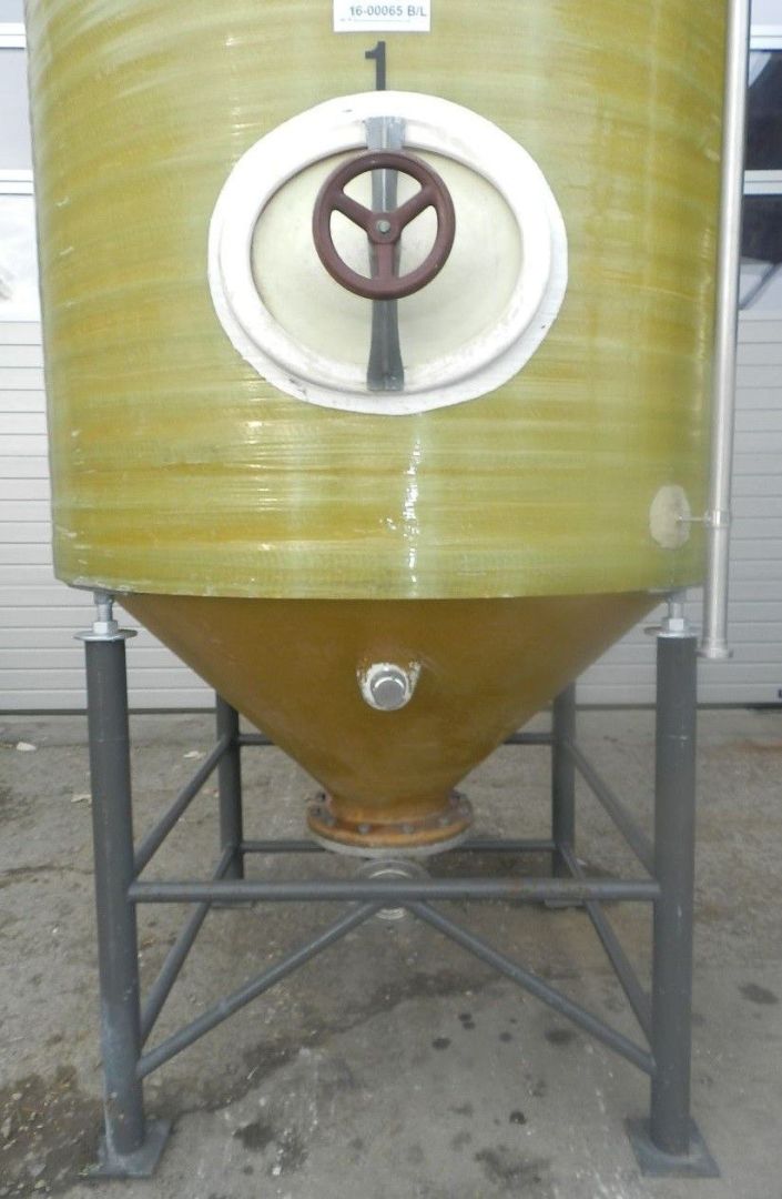 Rührwerksbehälter aus GFK, Maischetank (3)