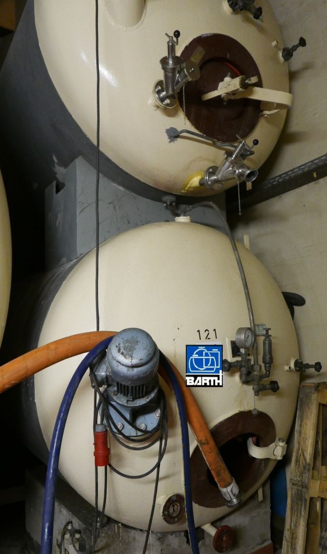Druckbeh&auml;lter aus Stahl mit R&uuml;hrwerk (1)