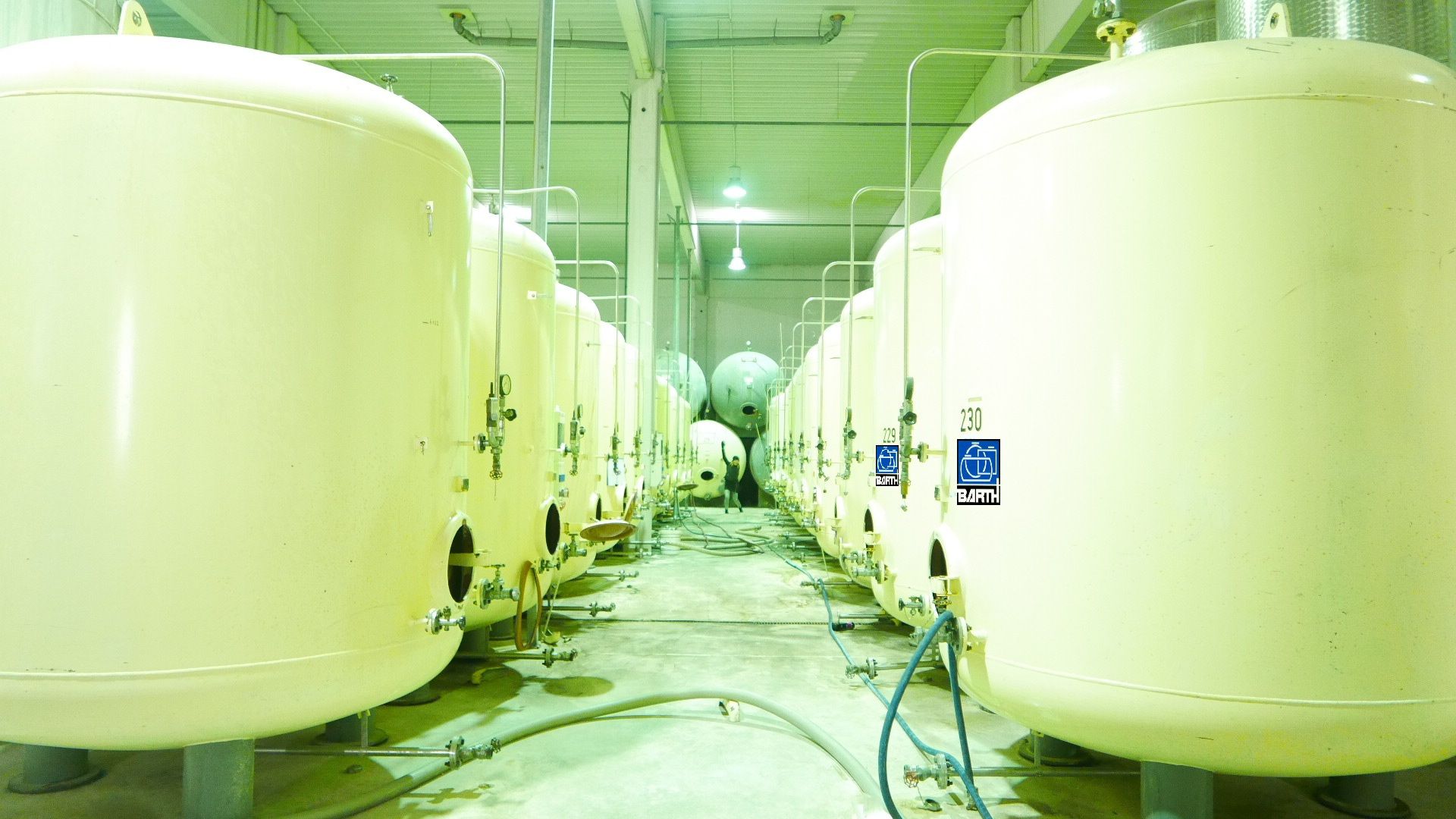 Druckbehälter aus Stahl, ehem. Sektdrucktanks (2)