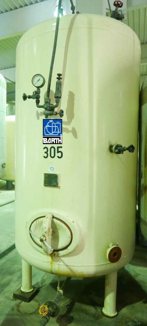 Druckbehälter aus Stahl, innen epoxidharzbesch. (3)