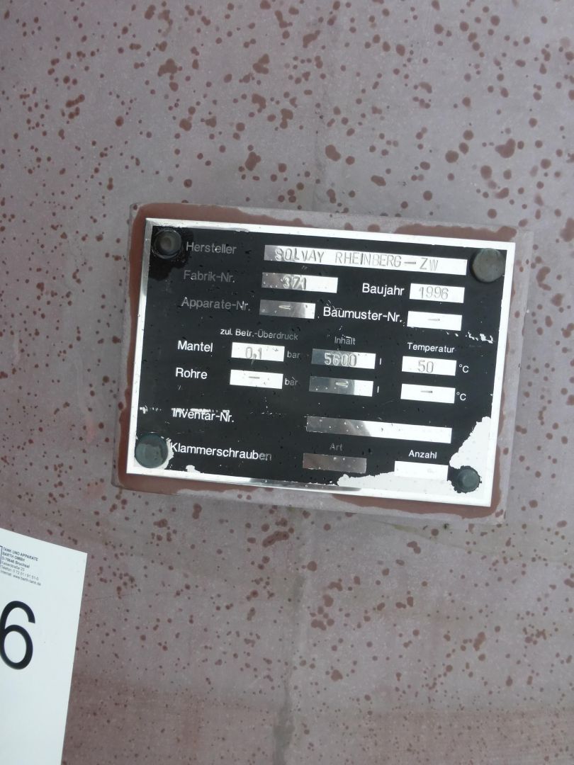 Lagerbehälter aus Stahl, auf 3 Profilfüßen stehend (3)