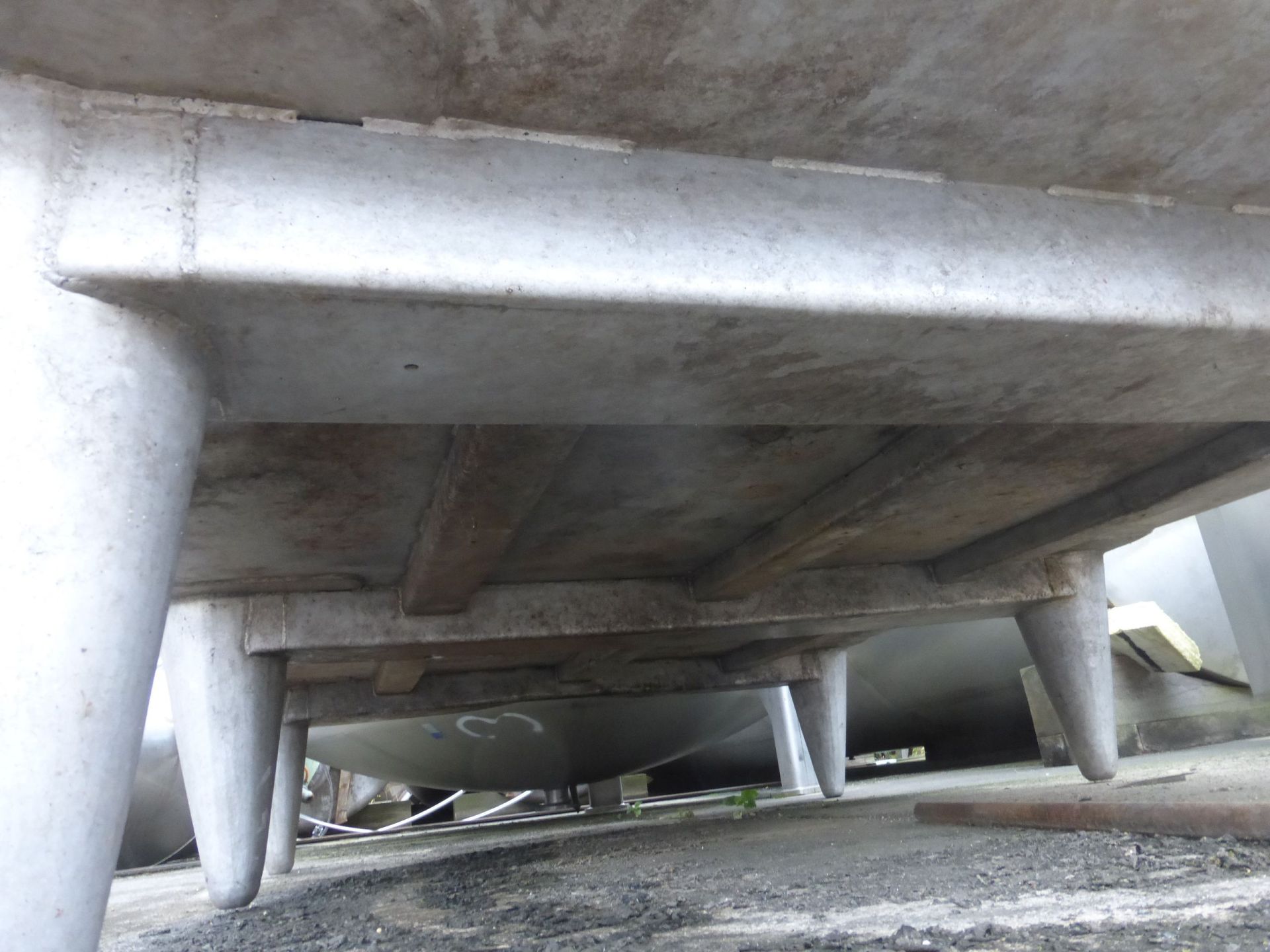 Lagerbehälter aus Edelstahl (V2A), mit Rührwerk (4)