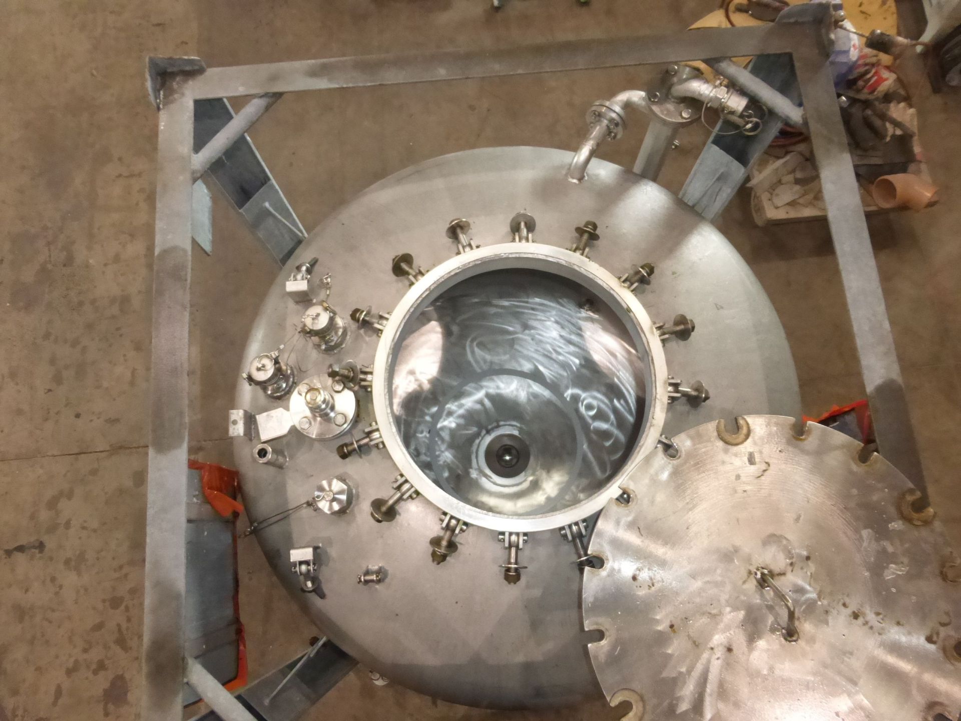 Druckbeh&auml;lter aus Edelstahl (V4A) 2-fach stapelbar (1)