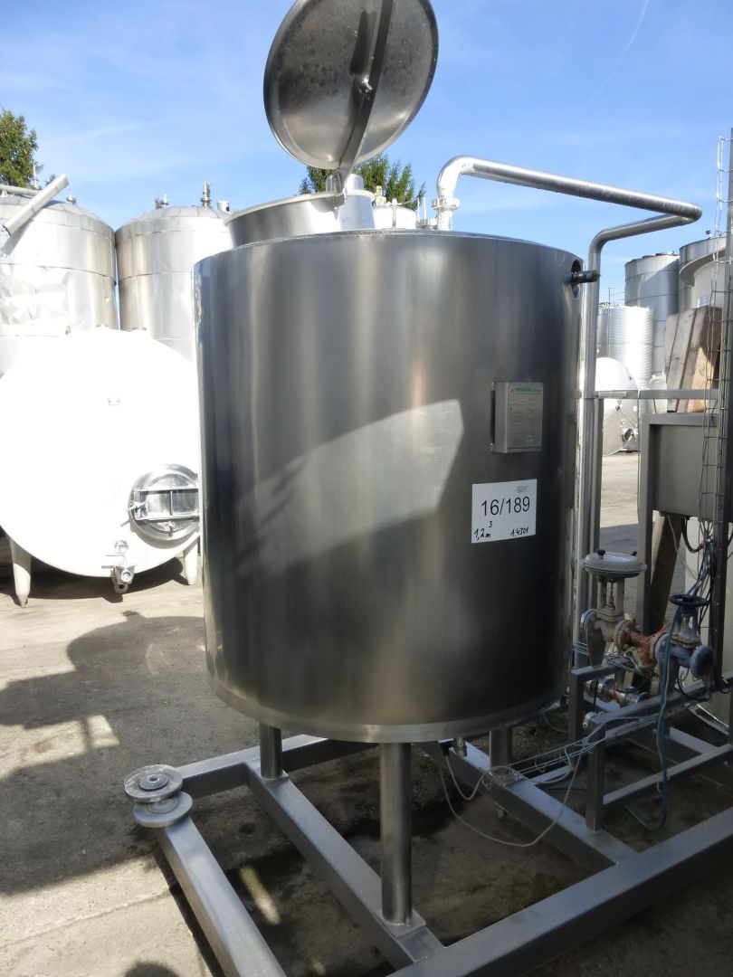 Lagerbeh&auml;lter aus Edelstahl (V2A), isoliert (1)