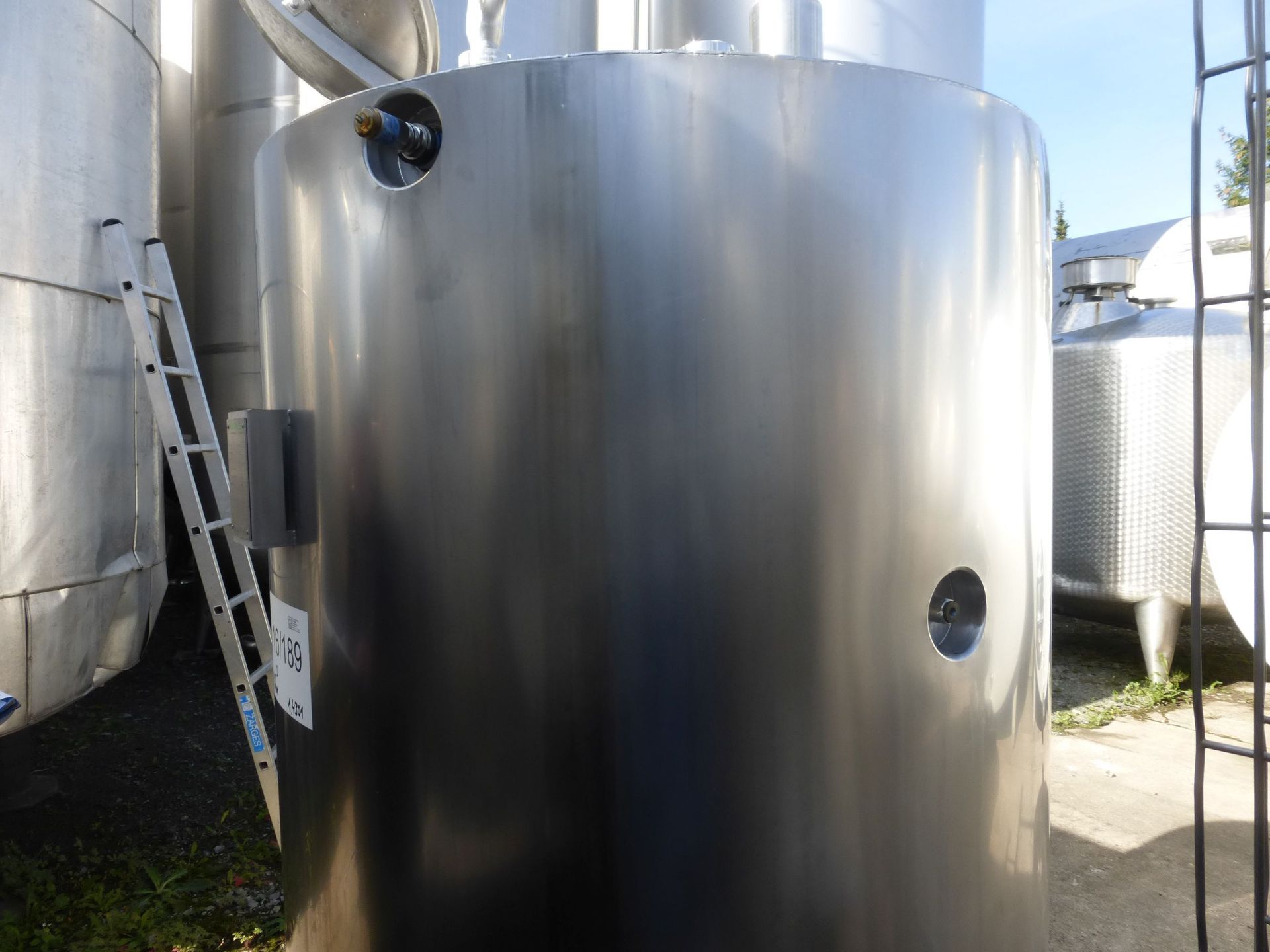 Lagerbehälter aus Edelstahl (V2A), isoliert (3)