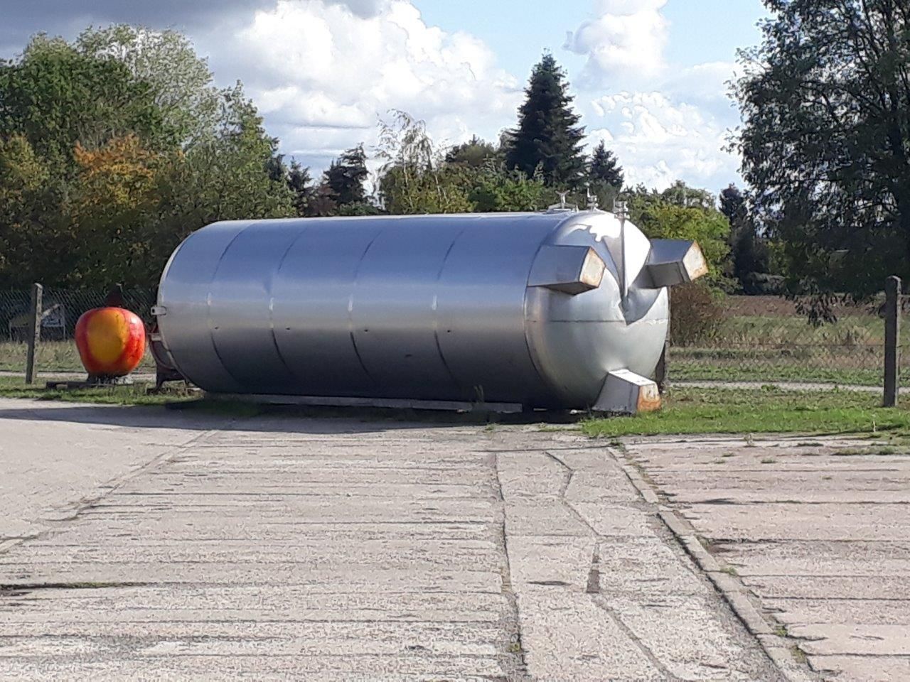 Lagerbehälter aus Edelstahl (V2A), (KZE-Tanks) (4)