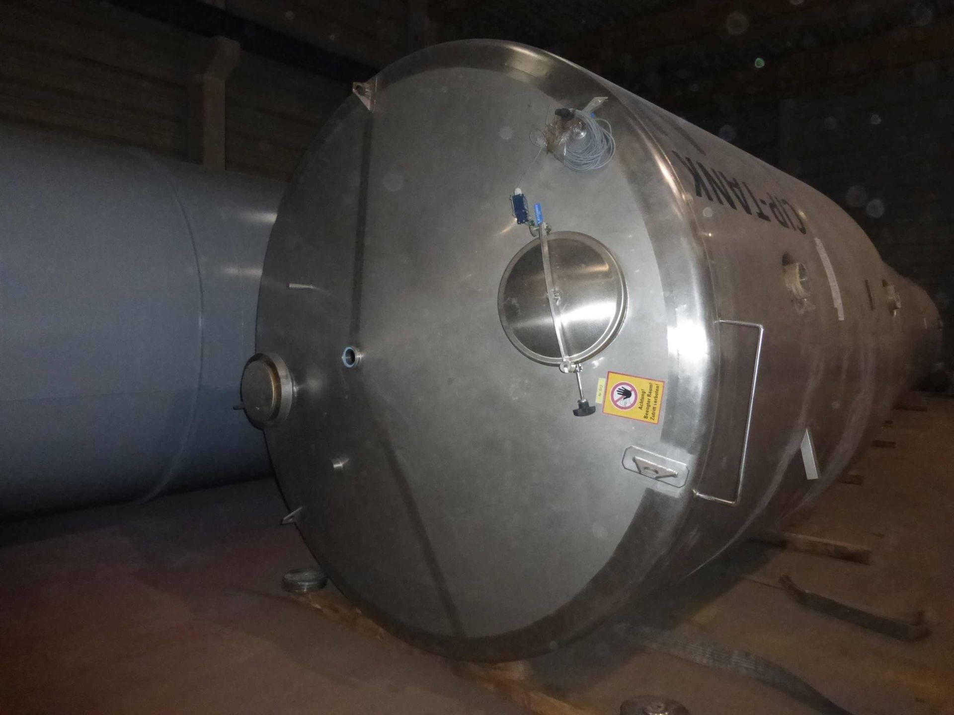Lagerbeh&auml;lter aus Edelstahl V4A, CIP-Tanks, isol. (1)