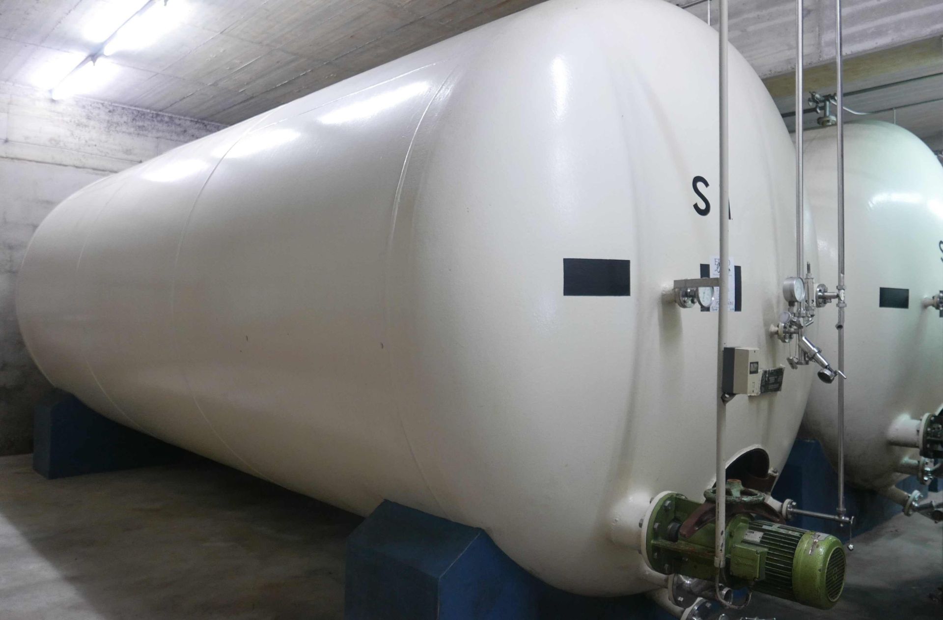 Rührwerksbehälter aus Stahl, emailliert (2)