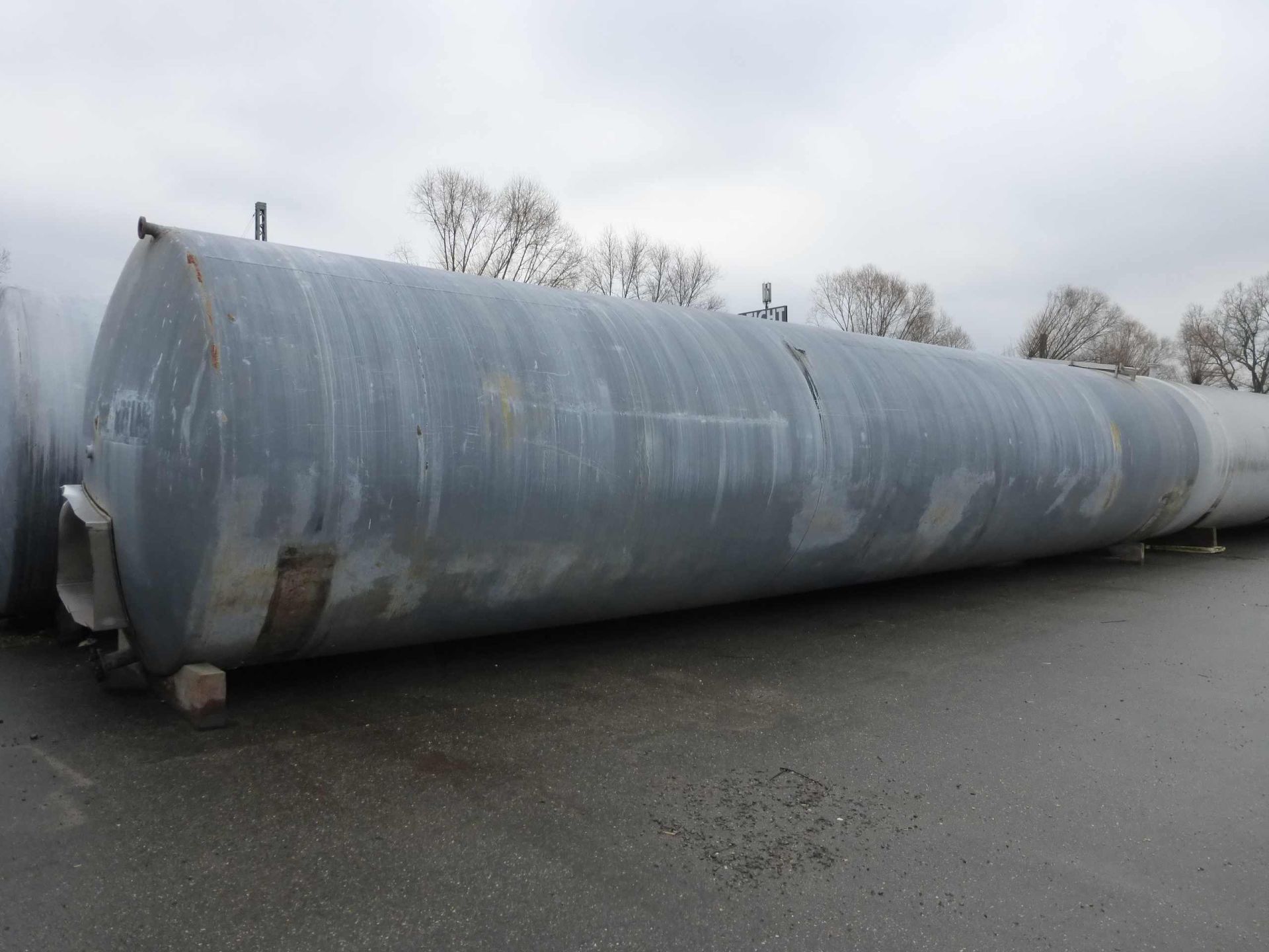 Lagerbeh&auml;lter aus Stahl, auf 300mm hohen Lagersch. (1)