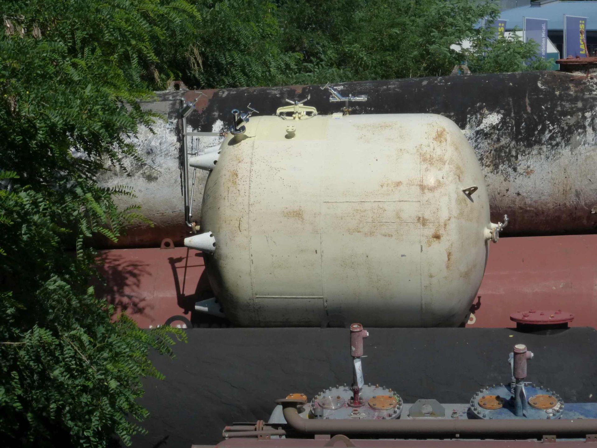 Druckbehälter aus Stahl, emailliert (2)