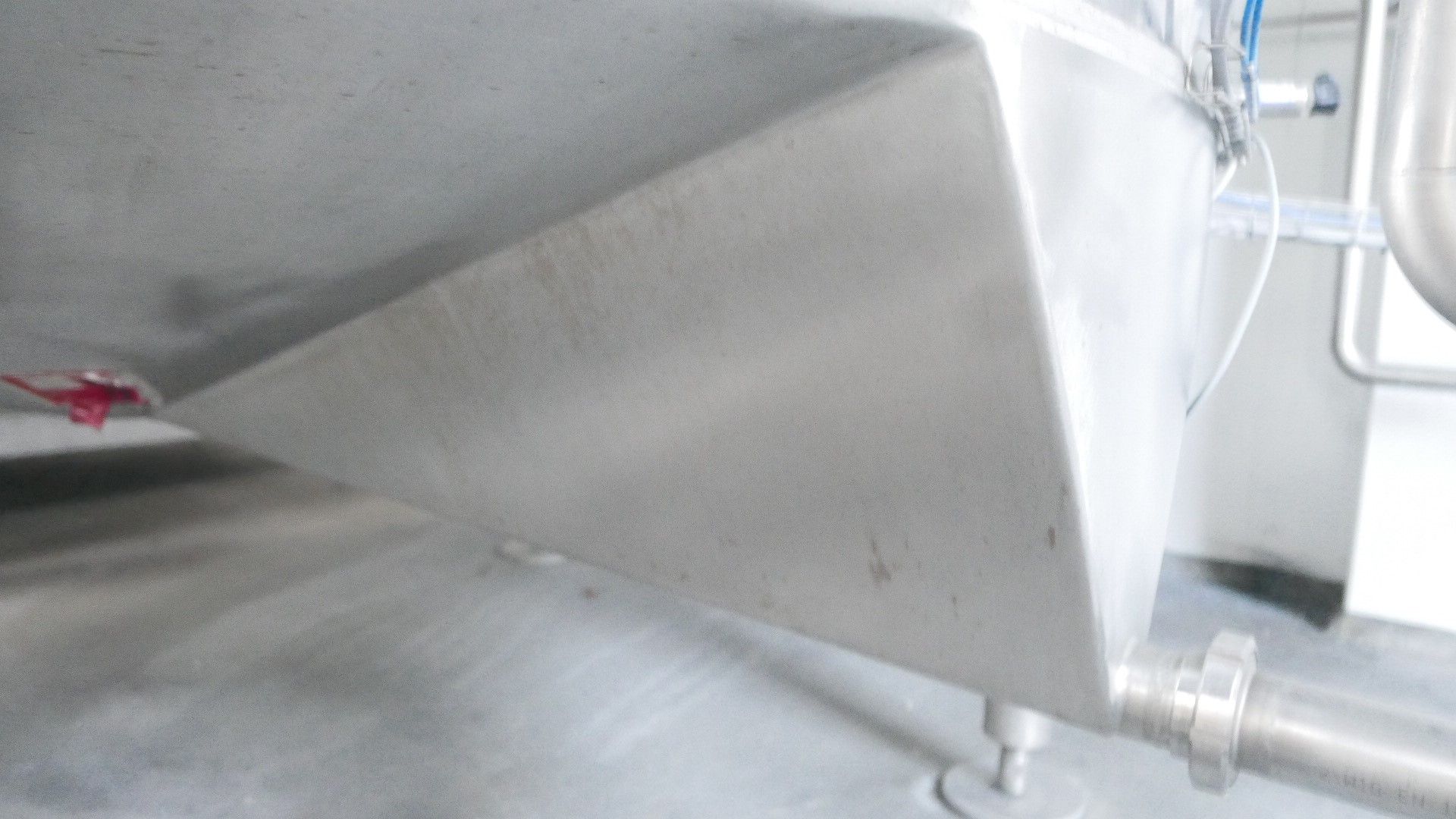 Rührwerkbehälter aus Edelstahl (V2A), stehend (5)