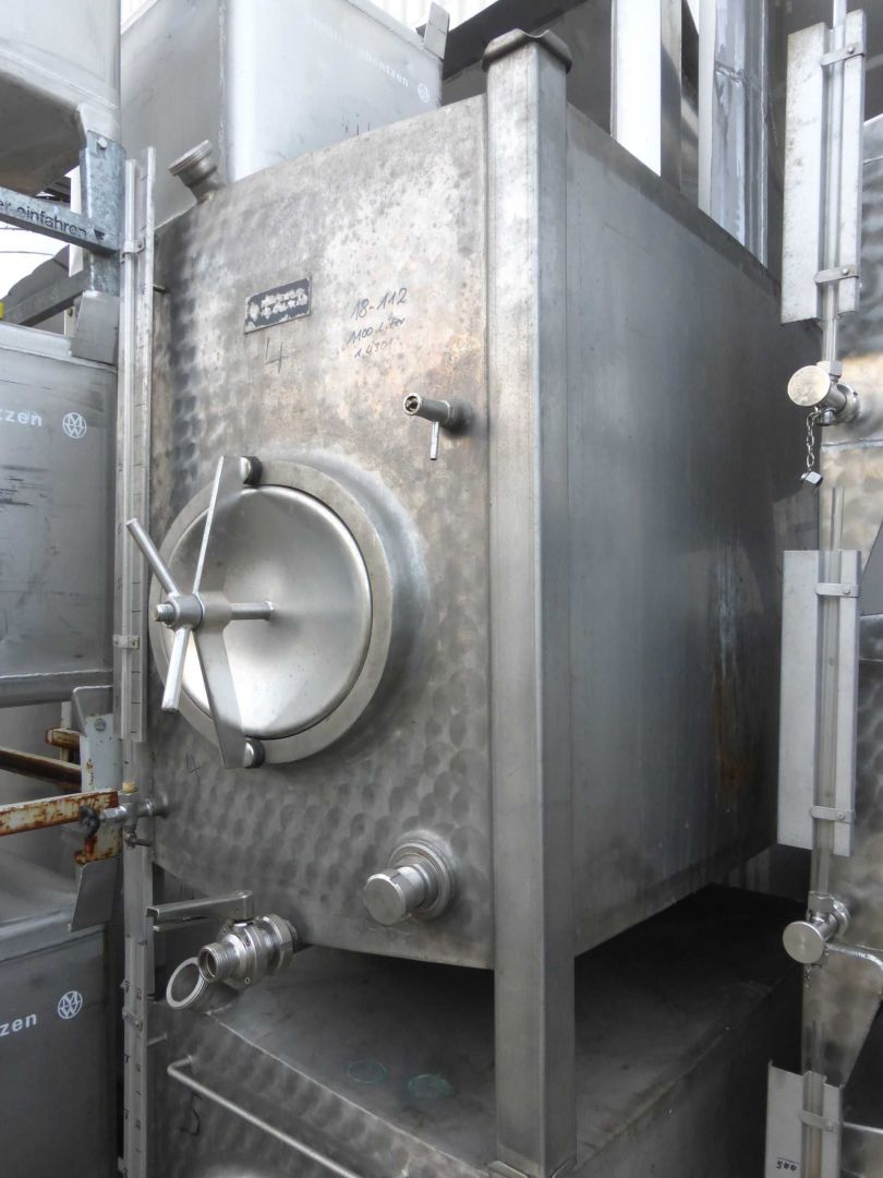 Edelstahlbehälter aus V2A, WSt 1.4301 (2)