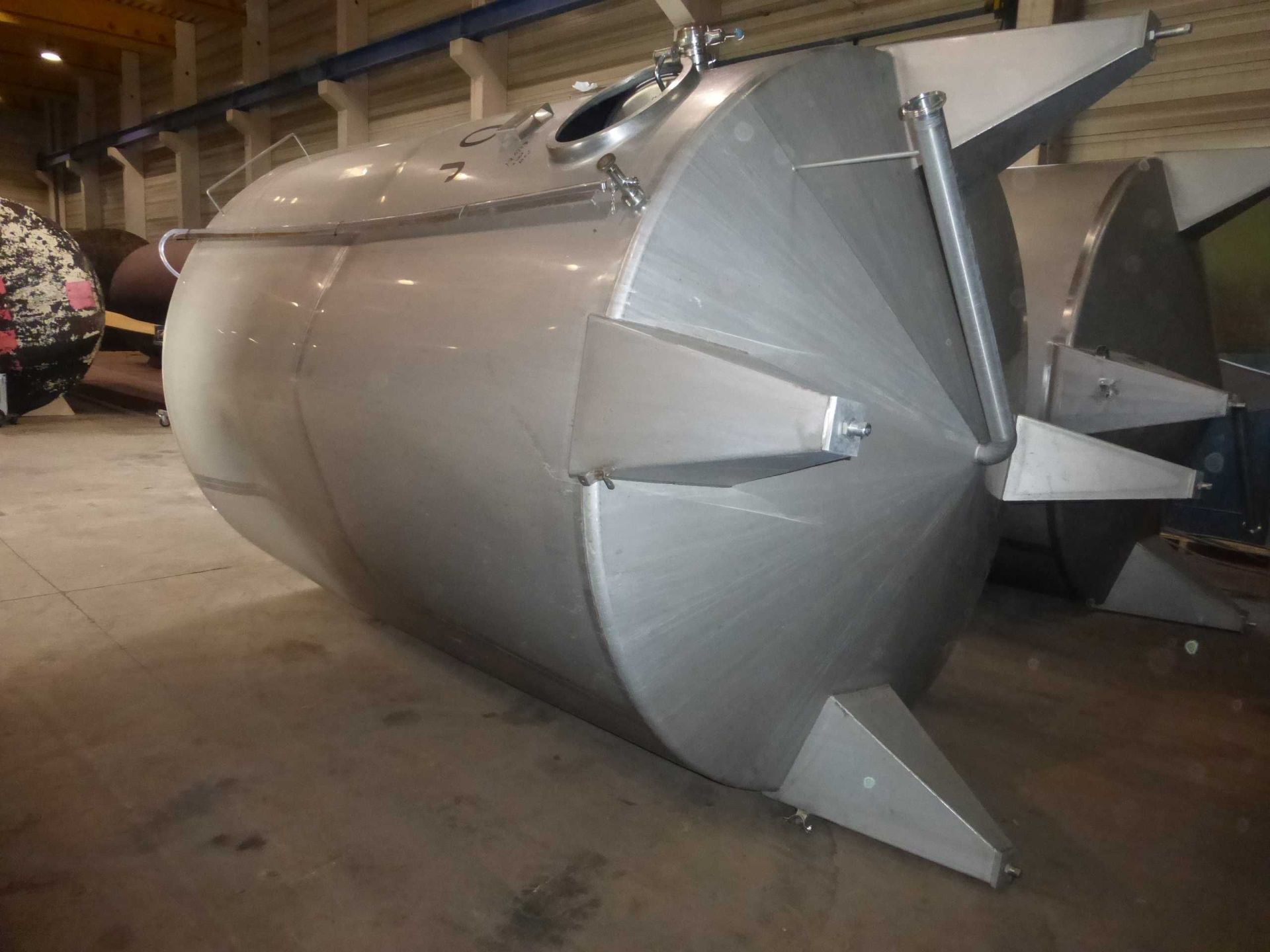 Lagerbehälter aus Edelstahl (V2A), stehend (2)