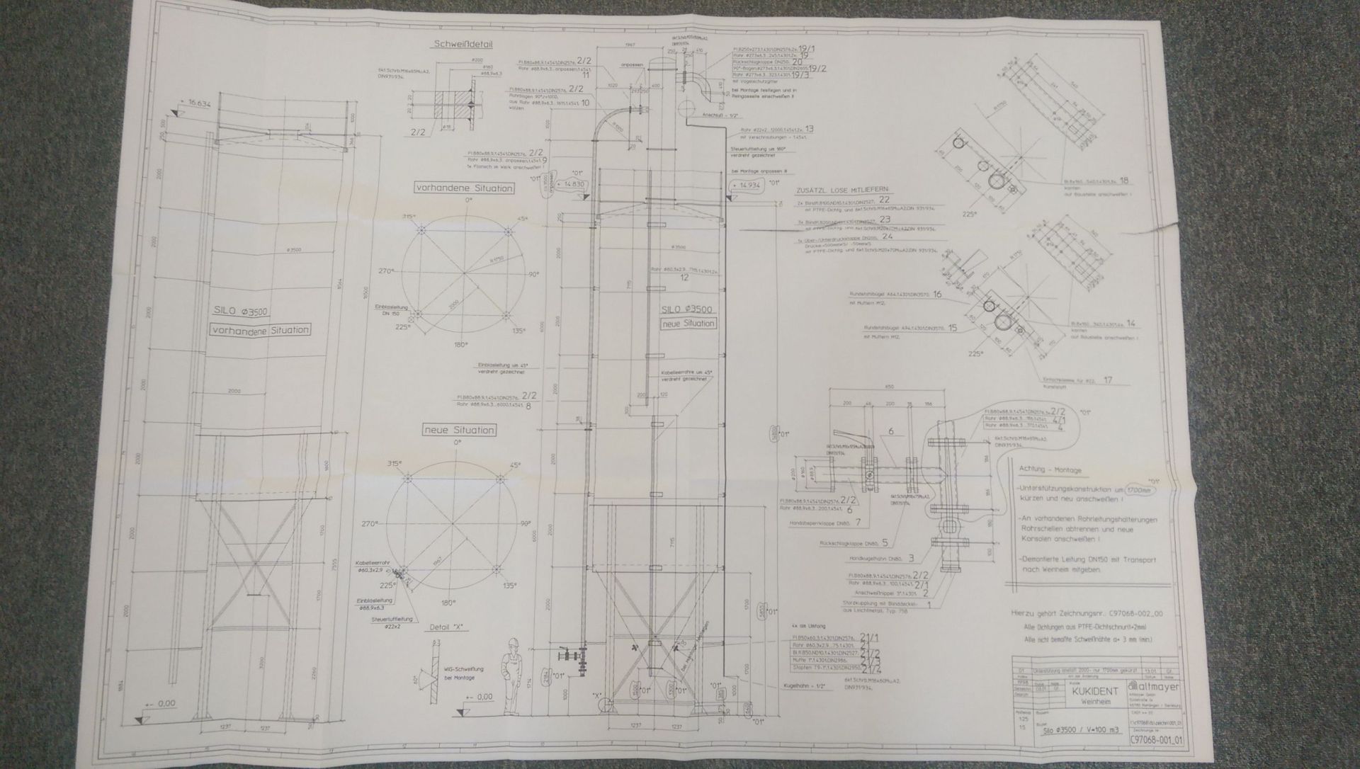 Lagersilo aus Edelstahl (Zuckersilo), isoliert (5)