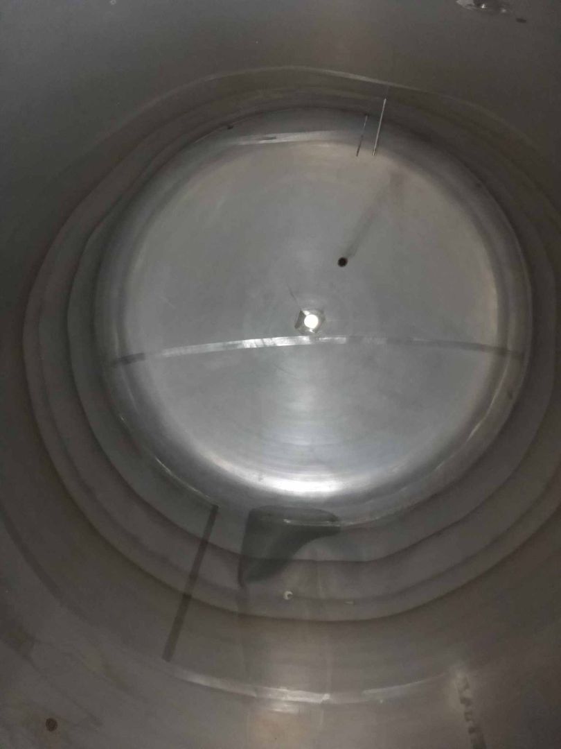 Lagerbehälter aus Edelstahl (V2A), isoliert (5)