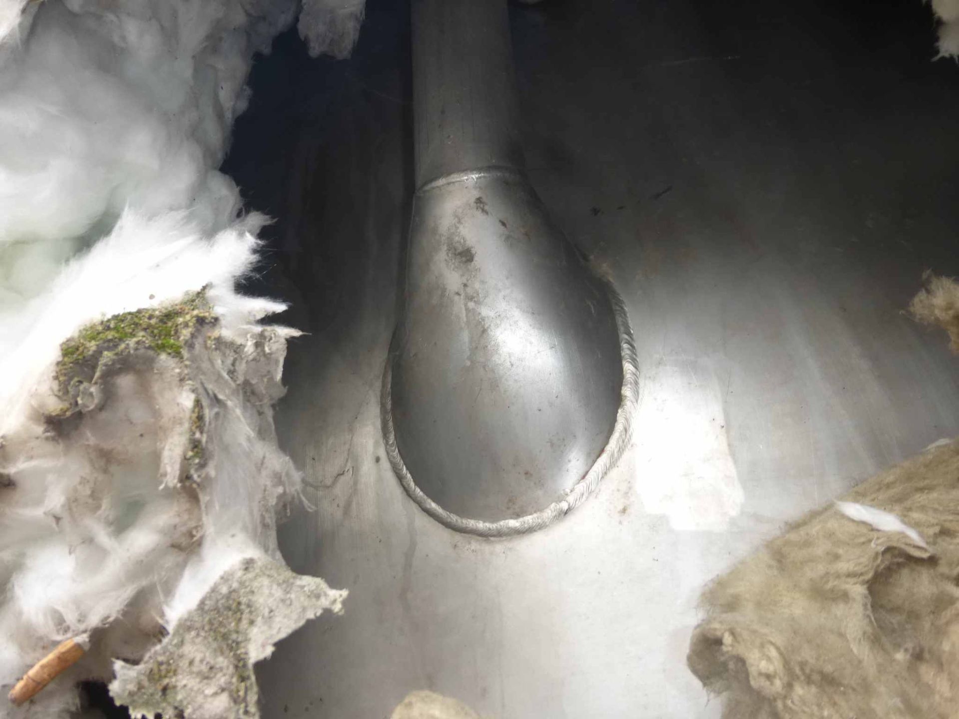 Lagerbehälter aus Edelstahl (V4A), isoliert (2)