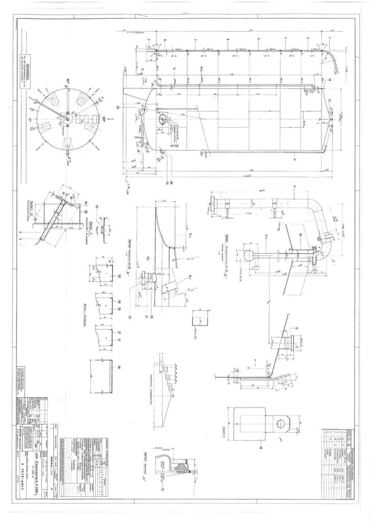 Lagerbehälter aus Edelstahl (V2A) stehend isoliert (5)