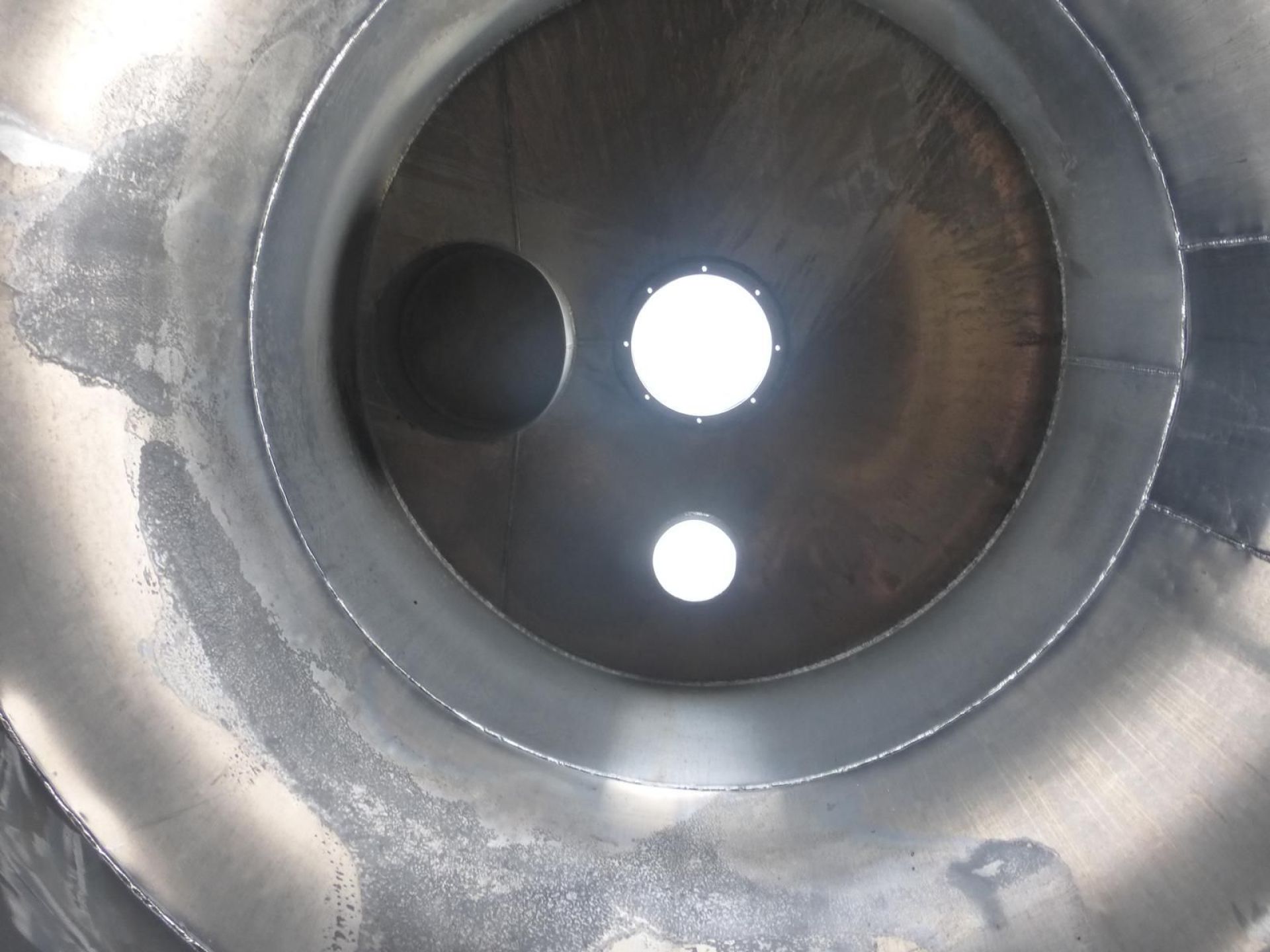 Lagersilos aus Aluminium, (Kunststoffgranulat) (3)