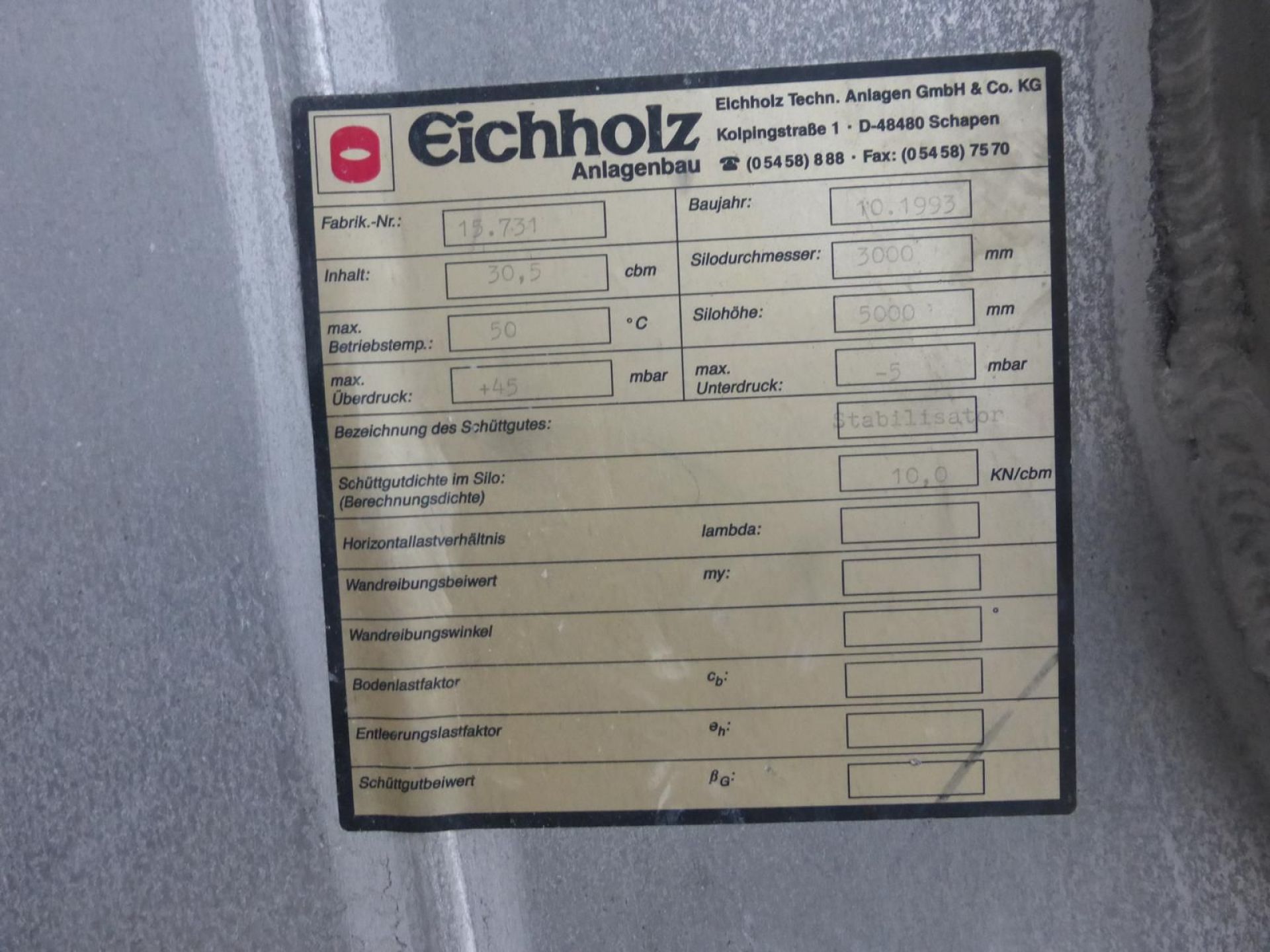 Aluminium-Rechtecksilo, auf 4 Füßen stehend (4)