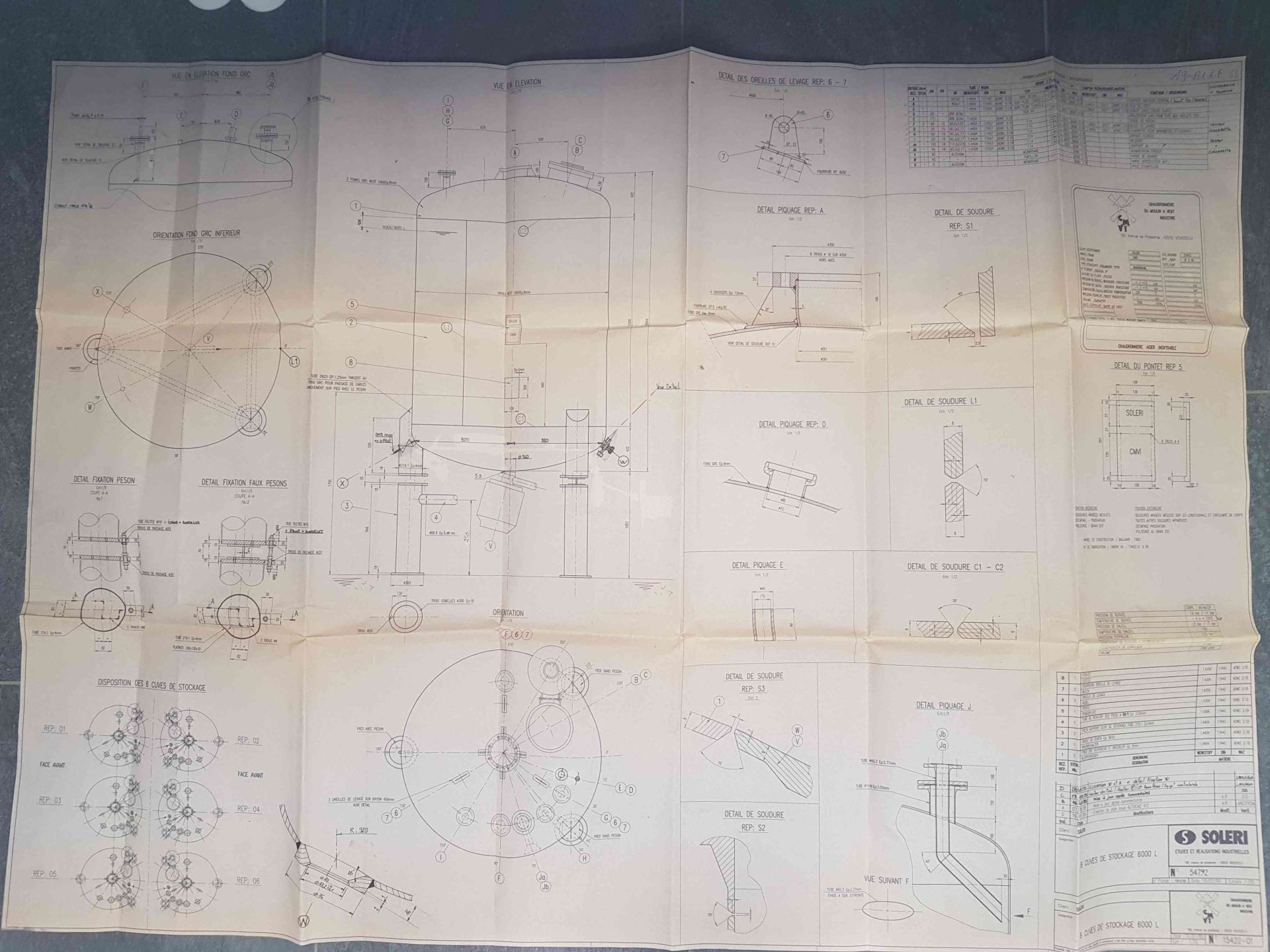 Rührwerkbehälter aus Edelstahl V4A, stehend (3)