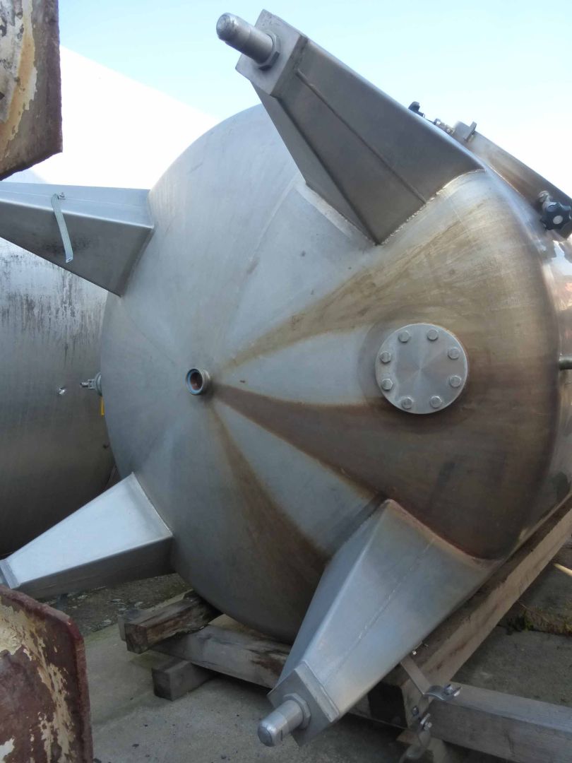 Lagerbehälter aus Edelstahl (V2A), stehend (2)